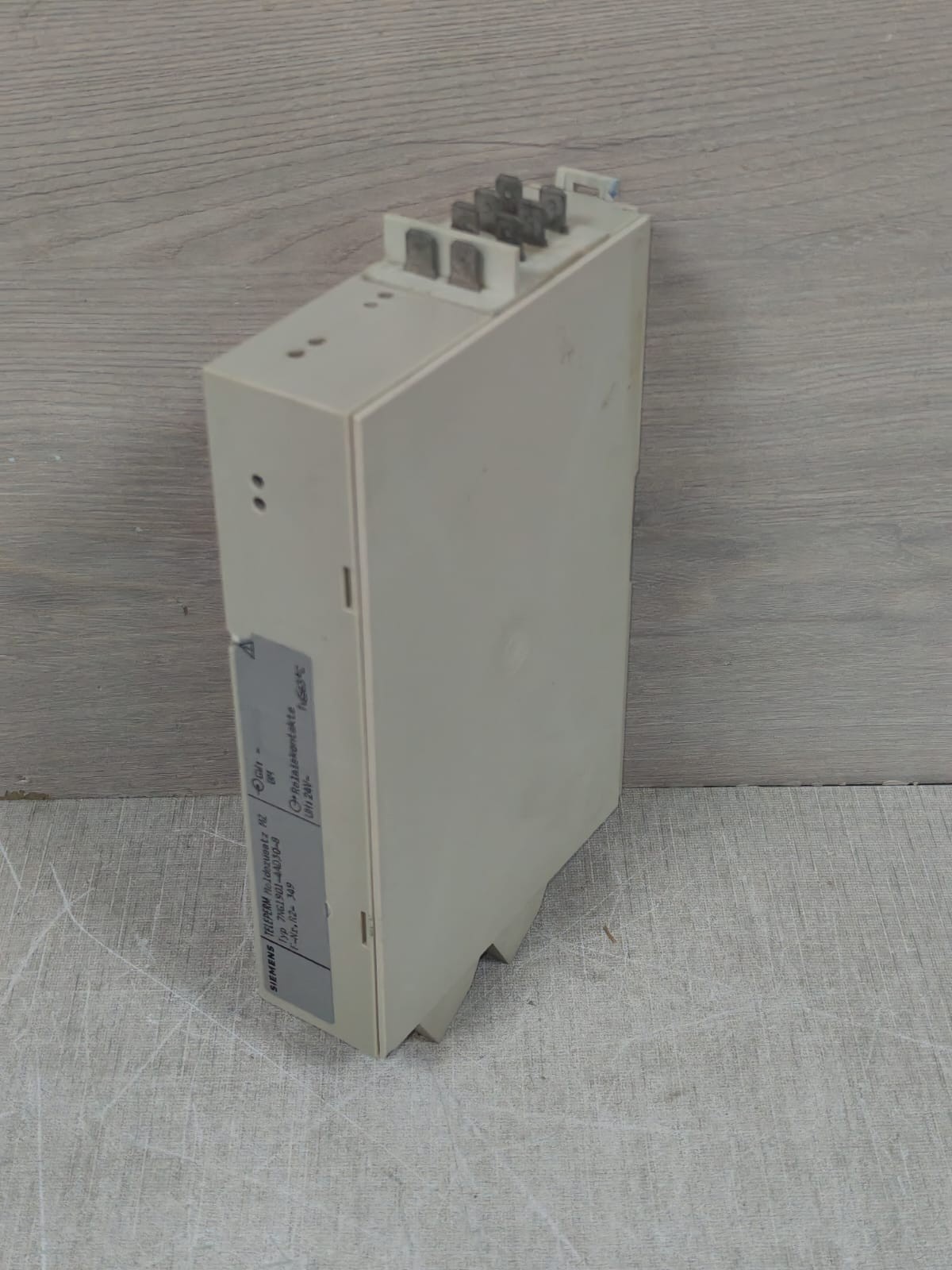 Siemens 7NG1901-4AD30-8 SIEMENS TELEPERM 7NG1901-4AD30-8 MELDEZUSATZ MZ 2