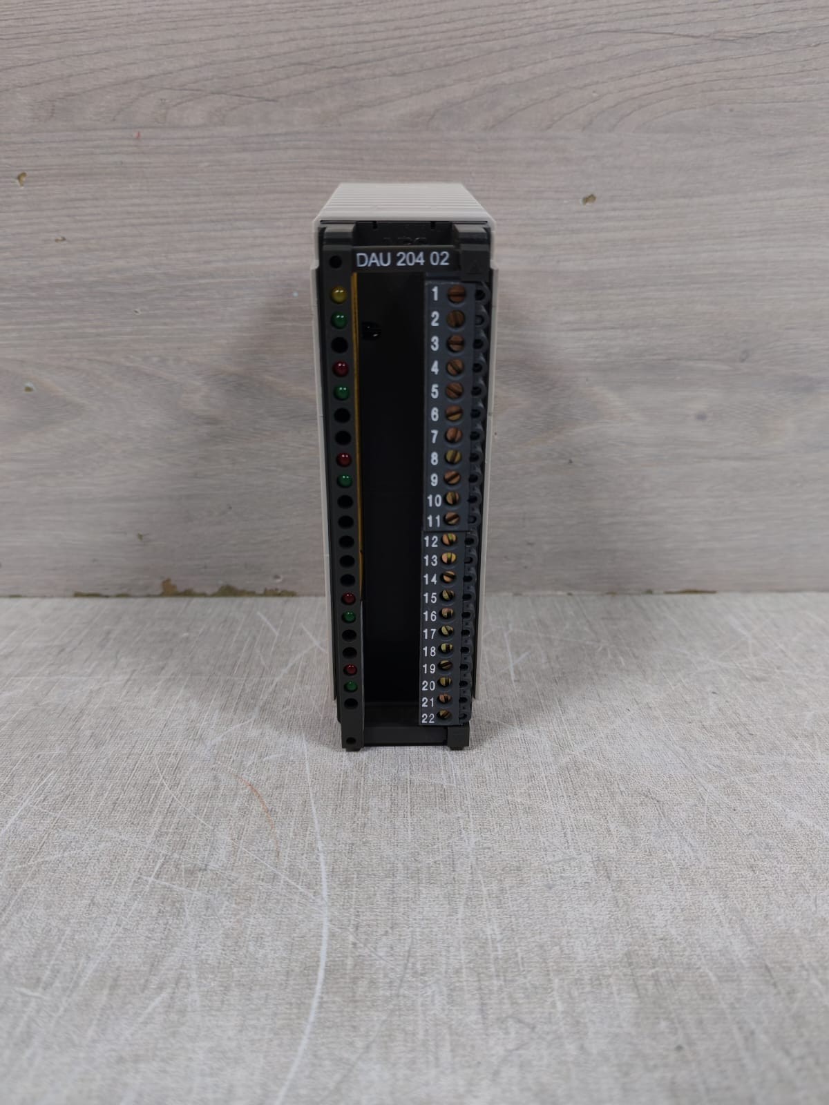 Schneider AS-BDAU-204 SCHNEIDER A120-COMPACT AS-BDAU-204 4 CHANNEL ANALOG OUTPUT 2