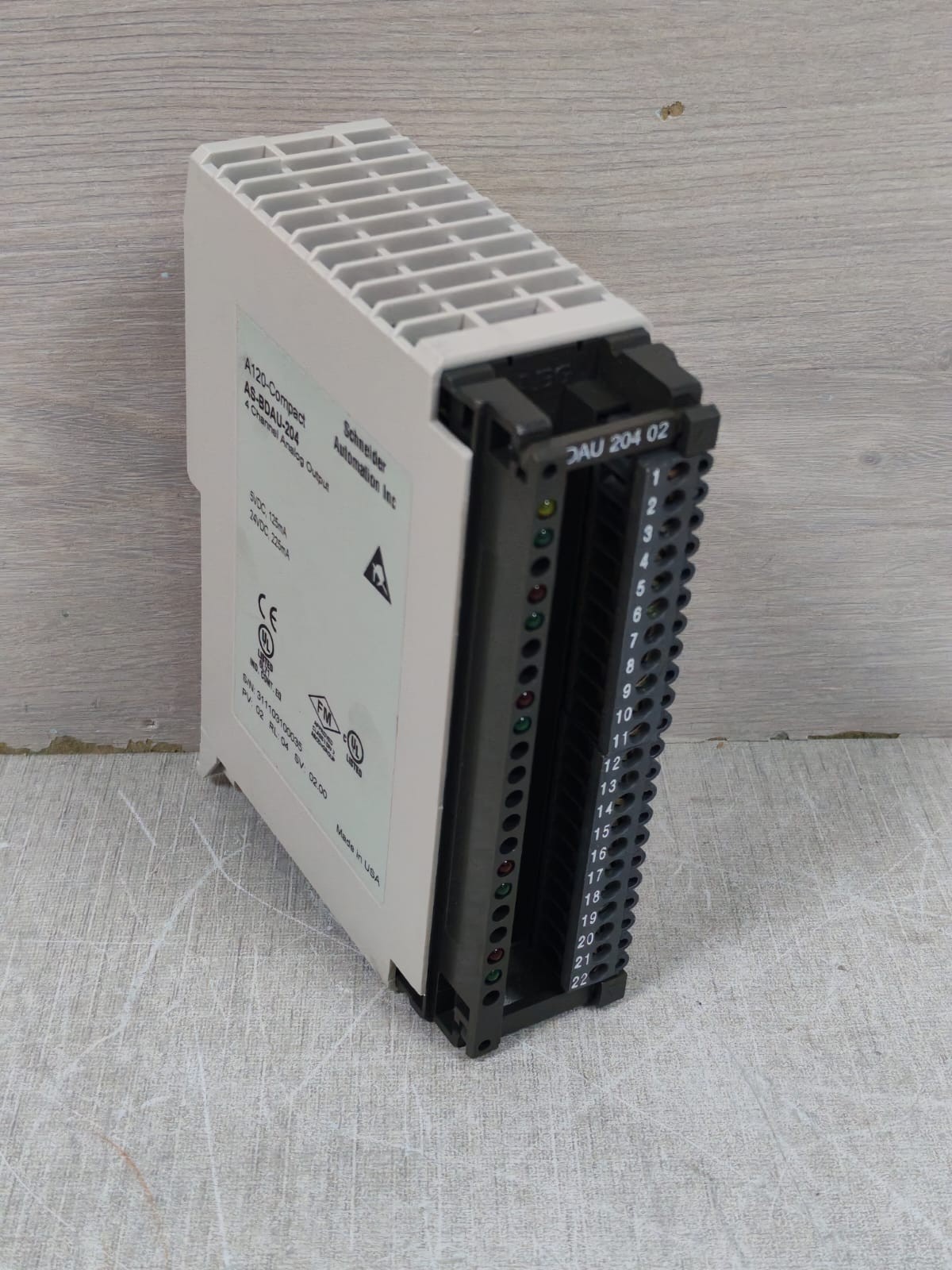 Schneider AS-BDAU-204 SCHNEIDER A120-COMPACT AS-BDAU-204 4 CHANNEL ANALOG OUTPUT 5
