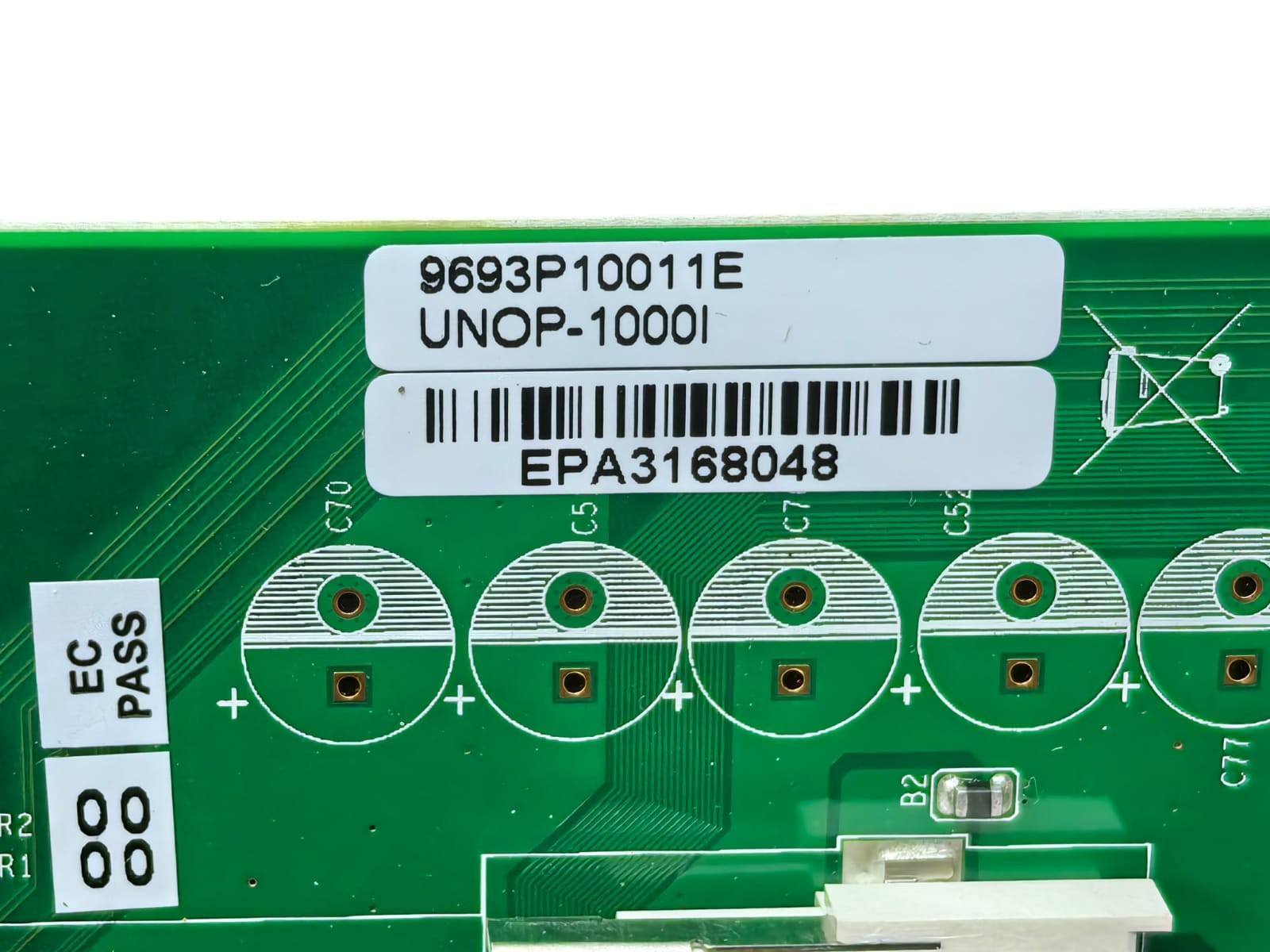 Advantech UNOP-1000I/UNOP-1000 B1 01-1 ADVANTECH UNOP-1000I/UNOP-1000 B1 01-1 PCI & MINI-PCI EXPANSION CARD 3