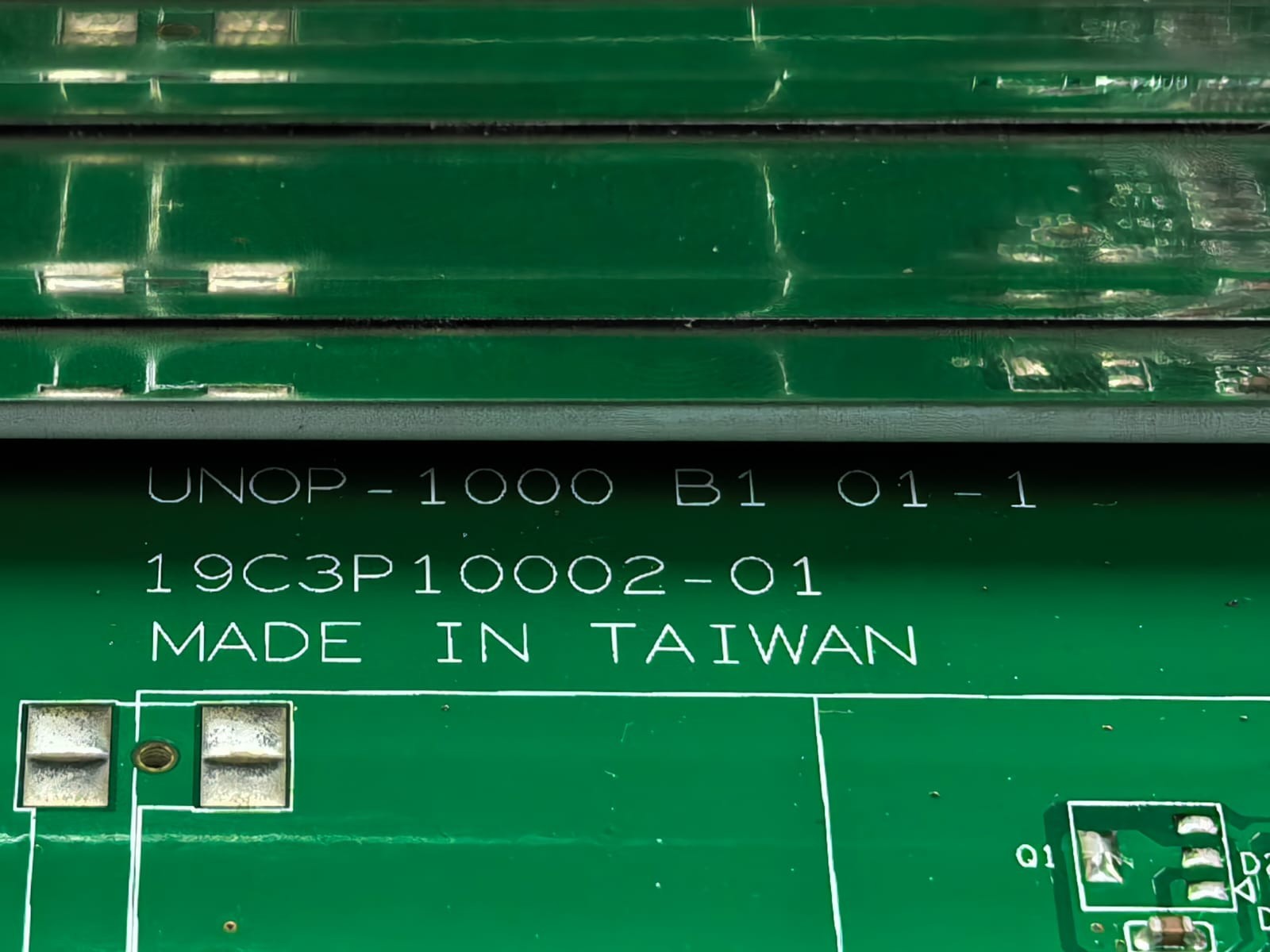 Advantech UNOP-1000I/UNOP-1000 B1 01-1 ADVANTECH UNOP-1000I/UNOP-1000 B1 01-1 PCI & MINI-PCI EXPANSION CARD 4