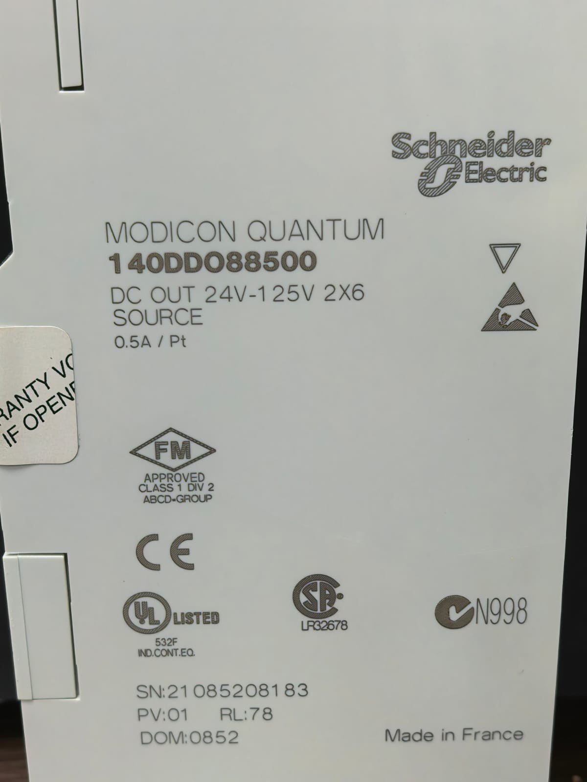 Schneider 140DDO88500 SCHNEIDER ELECTRIC 140DDO88500 MODICON QUANTUM DC OUT 24V-125V 2X6 SOURCE 4
