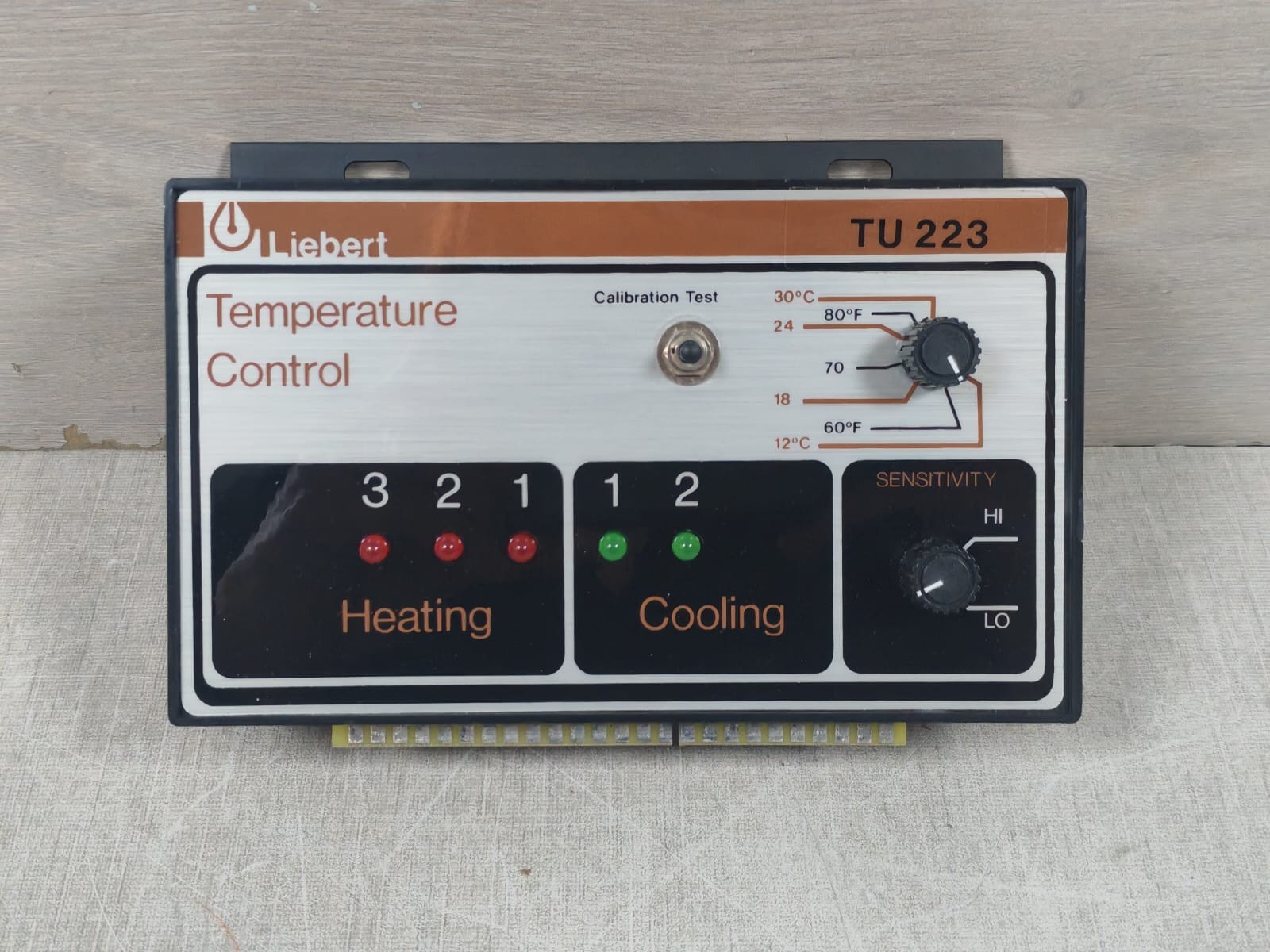 LIEBERT TU223 TEMPERATURE CONTROL