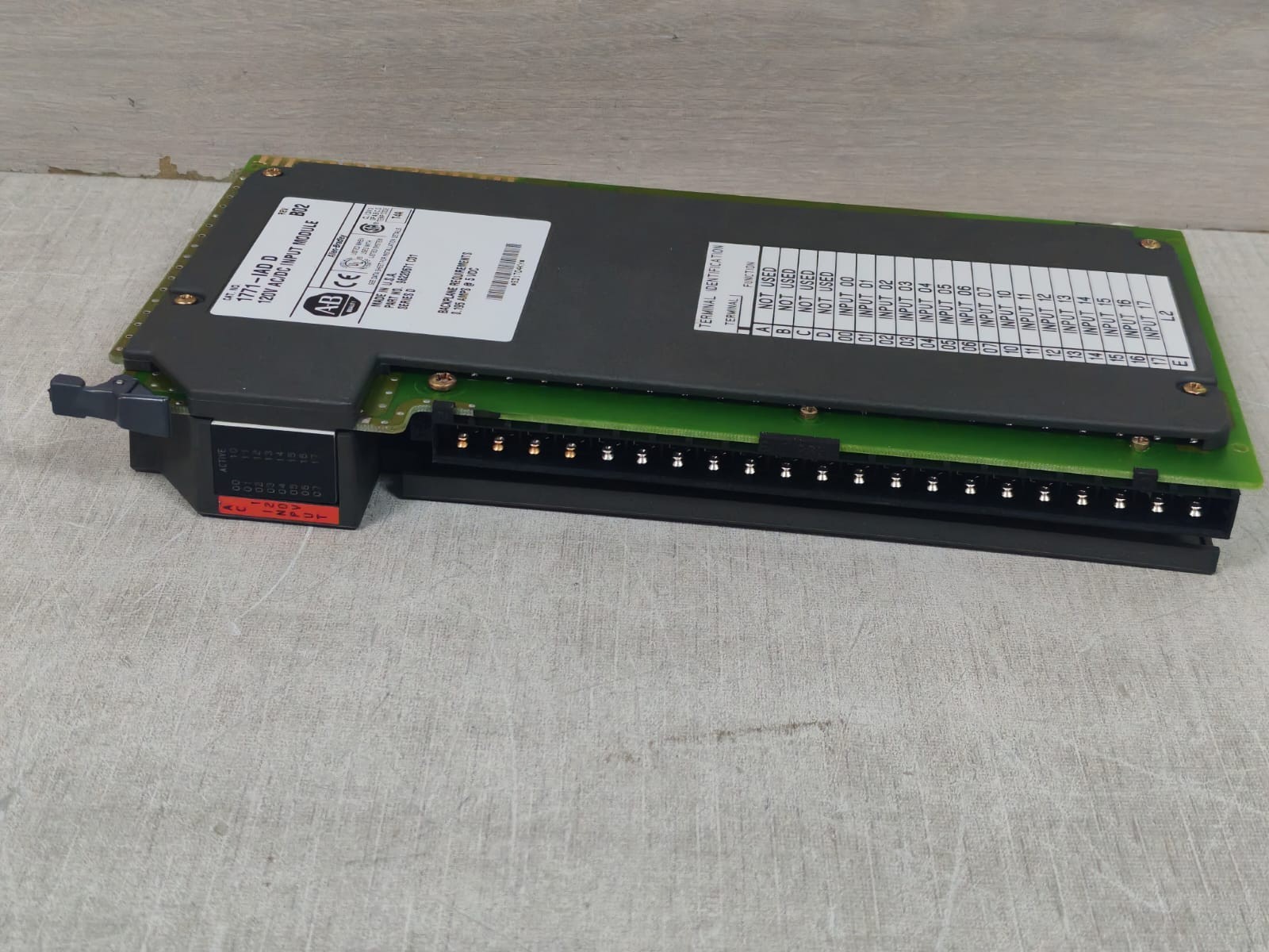 Allen-Bradley 96220671 C01 ALLEN BRADLEY 1771-IAD D REV.B02 96220671 C01 INPUT MODULE 120VAC/DC 2