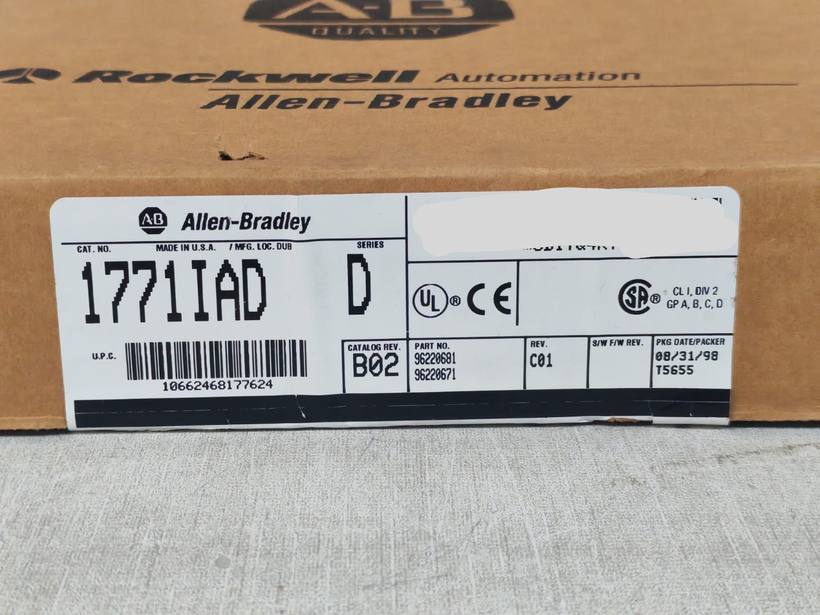 Allen-Bradley 96220671 C01 ALLEN BRADLEY 1771-IAD D REV.B02 96220671 C01 INPUT MODULE 120VAC/DC 10