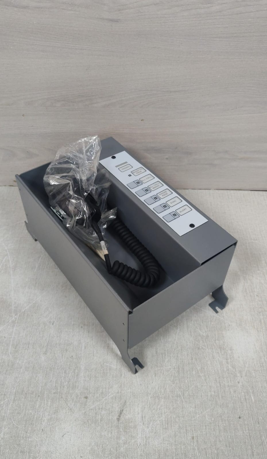 EDWARDS EST 3-ASU EDWARDS EST 3-ASU MICROPHONE / PAGING CONTROL AUDIO SOURCE UNIT 6