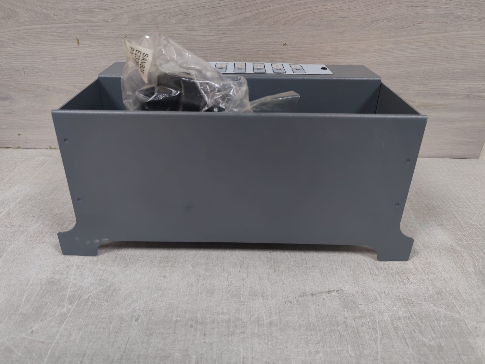 EDWARDS EST 3-ASU EDWARDS EST 3-ASU MICROPHONE / PAGING CONTROL AUDIO SOURCE UNIT 8