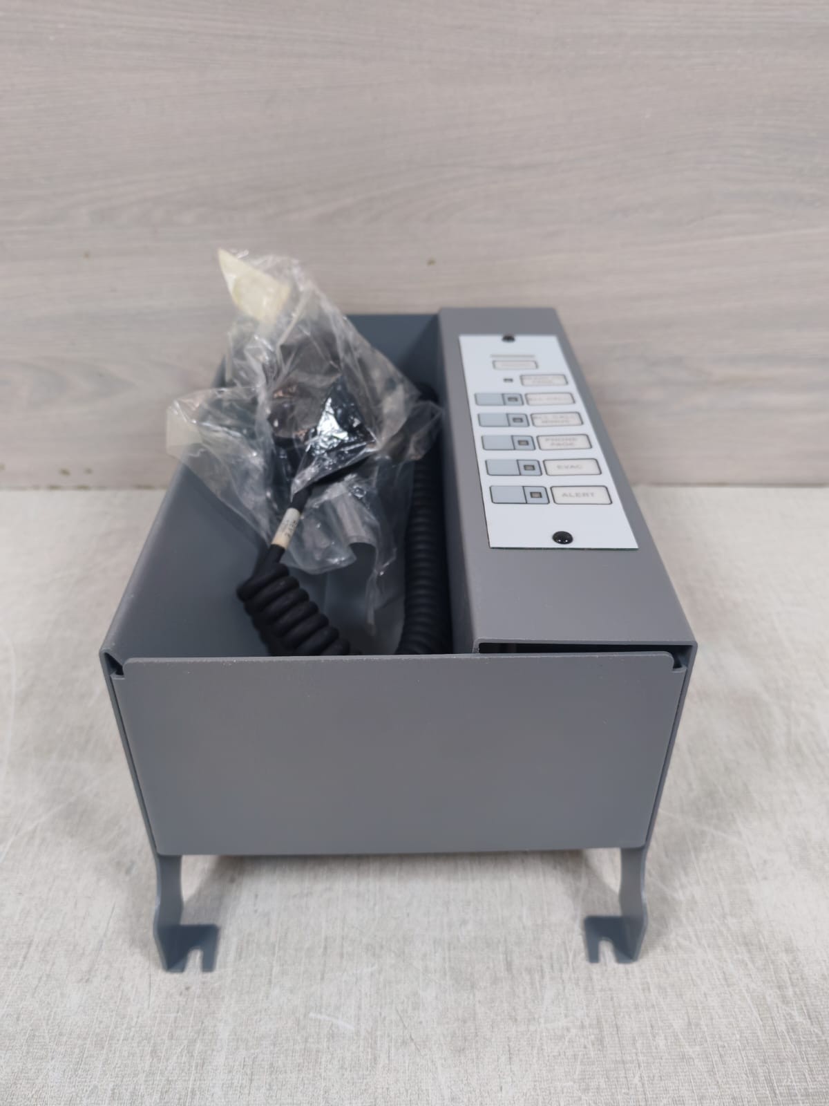 EDWARDS EST 3-ASU EDWARDS EST 3-ASU MICROPHONE / PAGING CONTROL AUDIO SOURCE UNIT 9