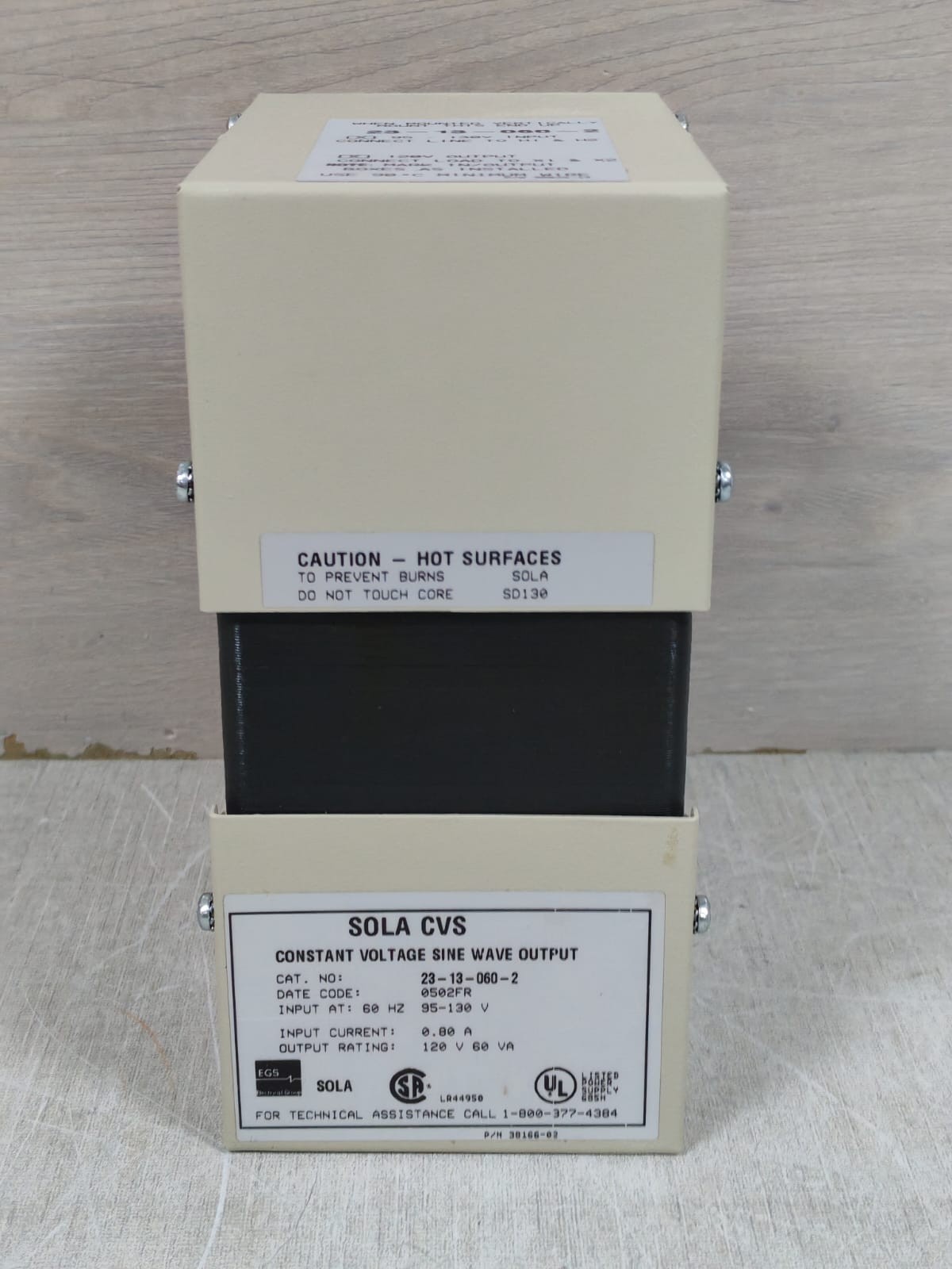 SOLA 23-13-060-2 SOLA CVS 23-13-060-2 CONSTANT VOLTAGE SINE WAVE OUTPUT 120V 8
