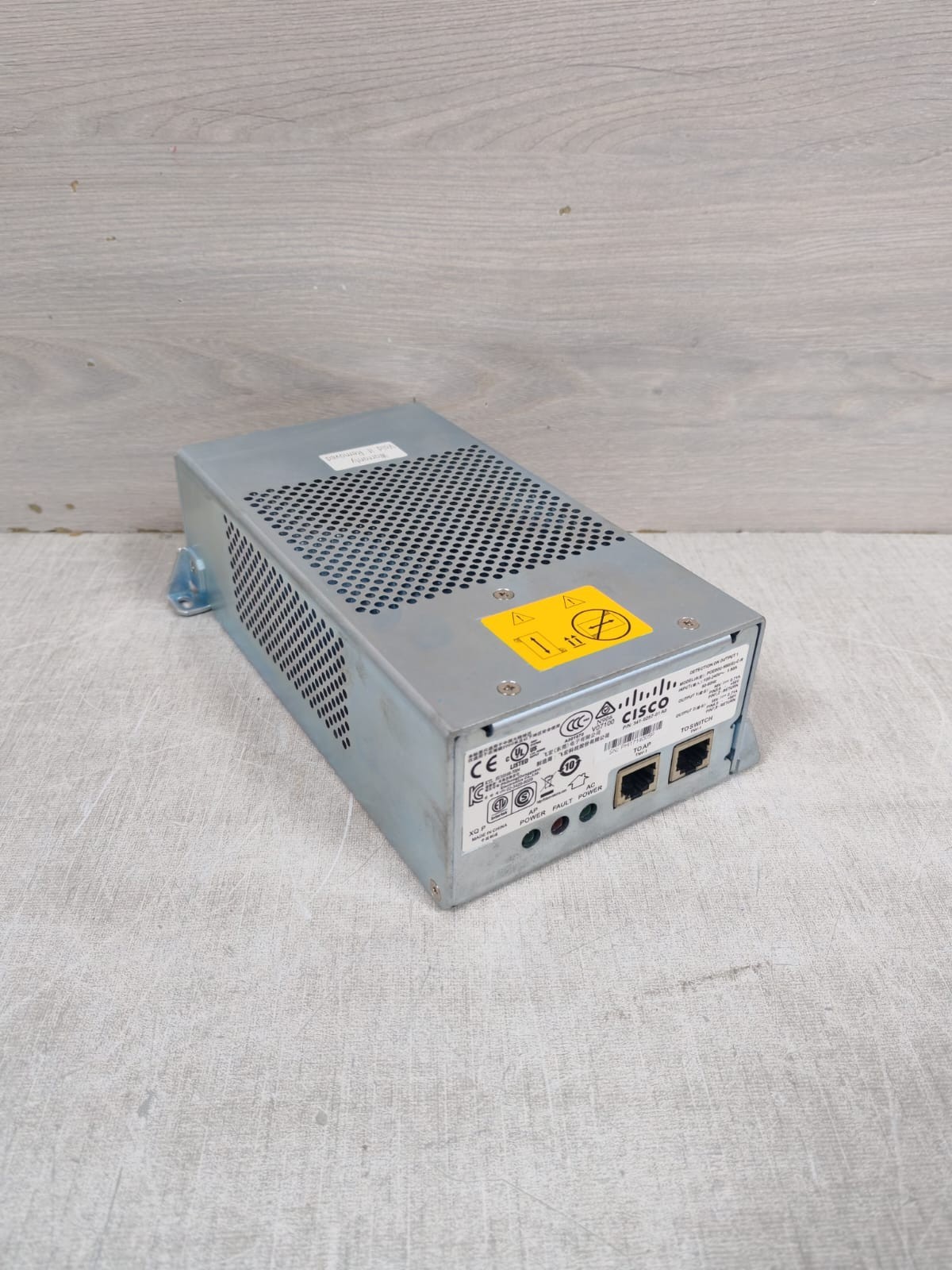 Cisco POE80U-560(G)C-R 341-0257-01 A0 CISCO POE80U-560(G)C-R 341-0257-01 A0 POWER INJECTOR 100-240V 5