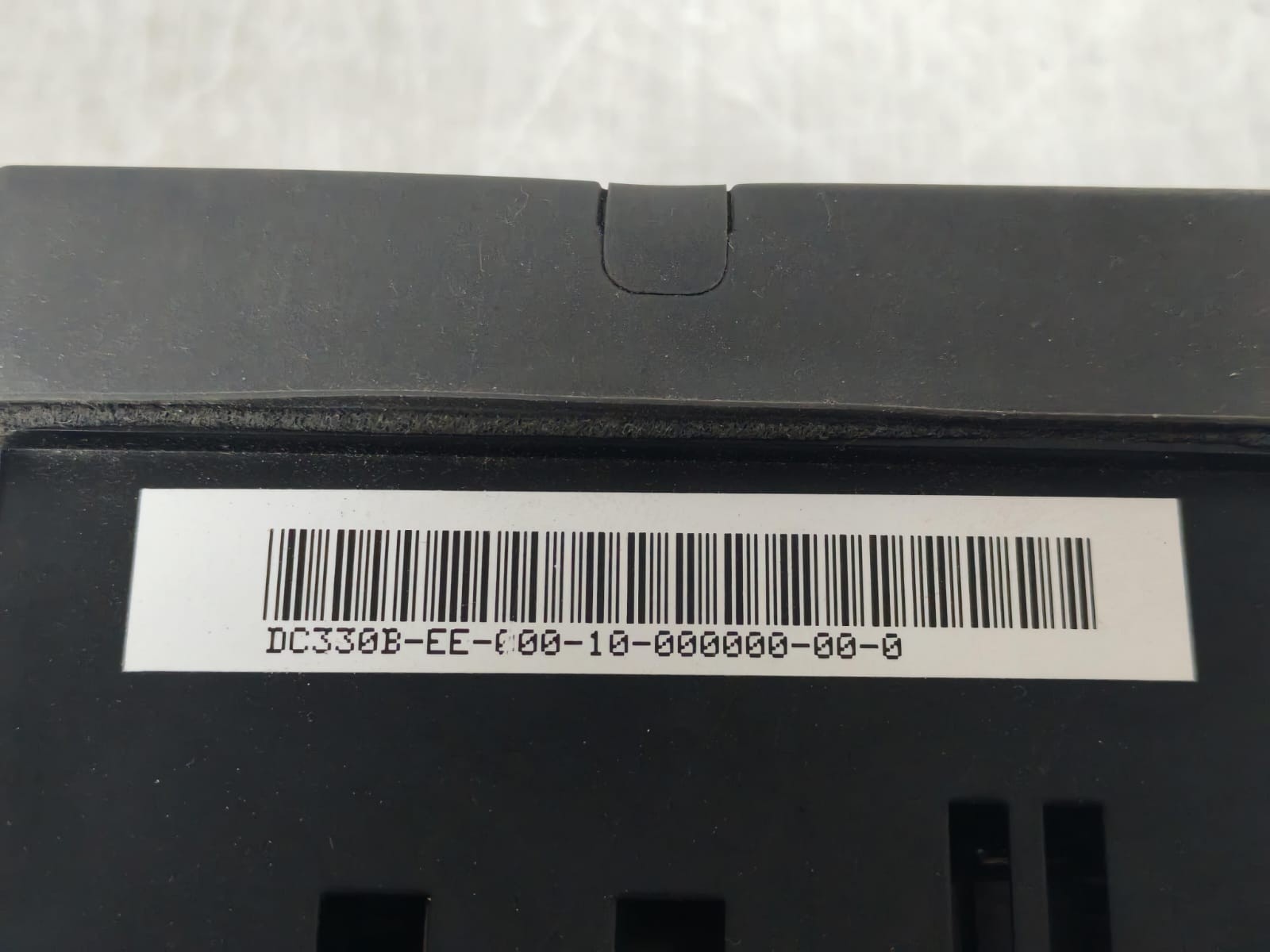 Honeywell UDC3300 HONEYWELL UDC3300 TEMPERATURE CONTROLLER 90-250VAC 10