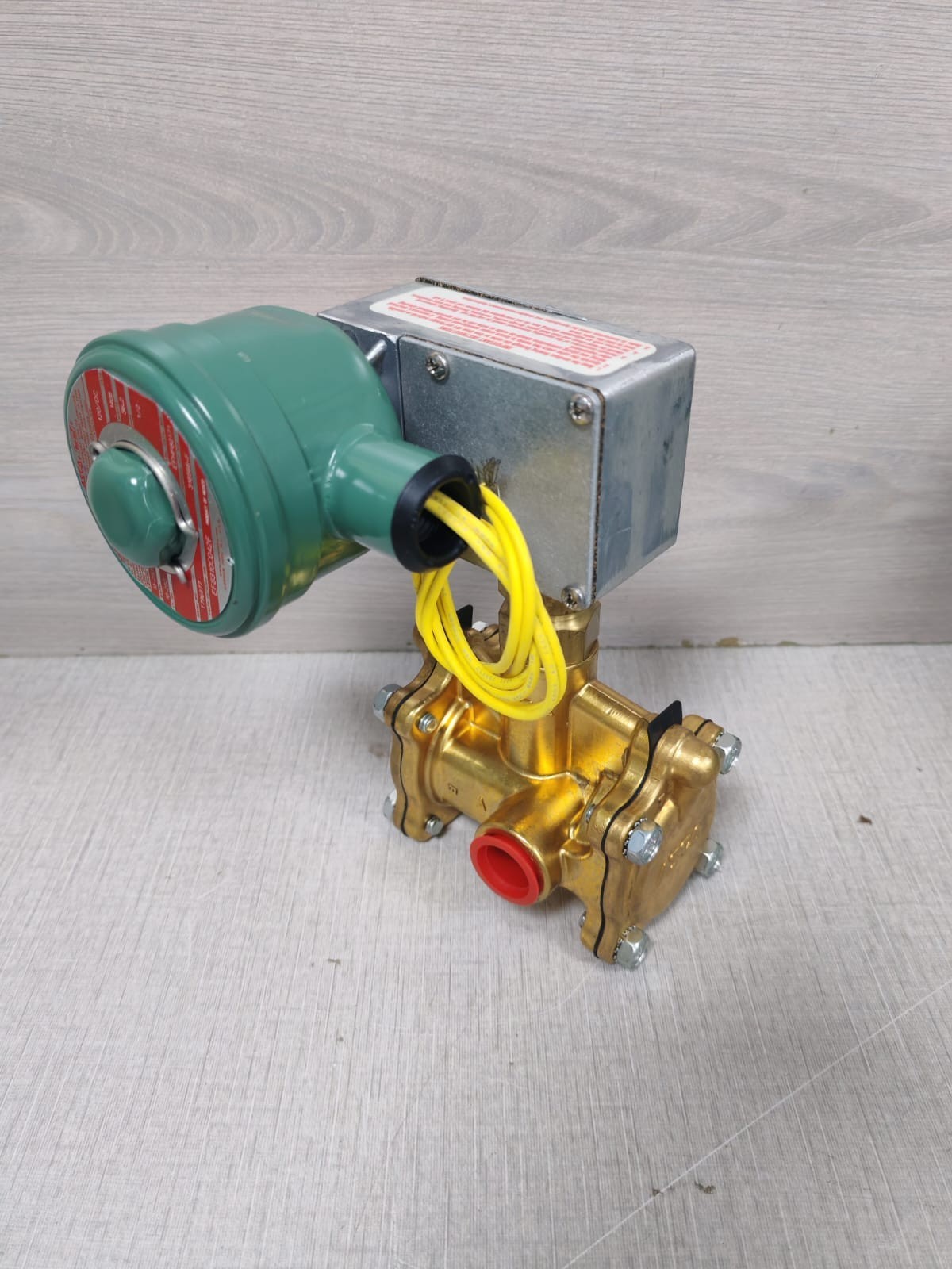 ASCO EF8310C042F / EFHP80171 ASCO EF8310C042F / EFHP80171 120/DC 36.2W VALVE 4