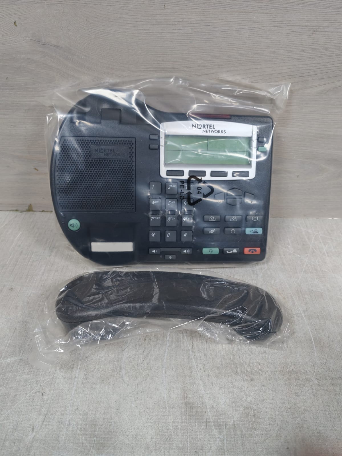 NORTEL NETWORKS NTDU91 NORTEL NETWORKS IP PHONE 2002 NTDU91 OFFICE TELEPHONE 2