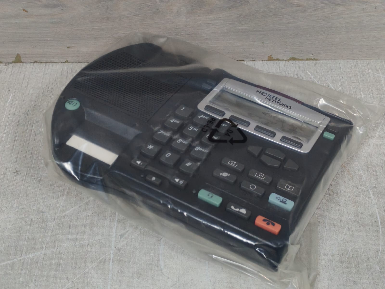NORTEL NETWORKS NTDU91 NORTEL NETWORKS IP PHONE 2002 NTDU91 OFFICE TELEPHONE 5