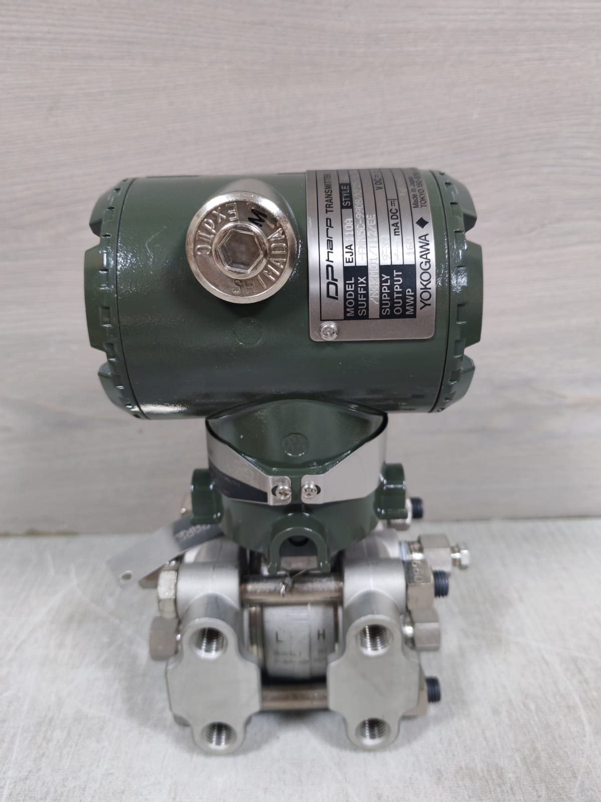 YOKOGAWA EJA 110A S1 YOKOGAWA EJA 110A S1 / EMM5C-99DB/KF25/X1/D4 DPharp TRANSMITTER 4