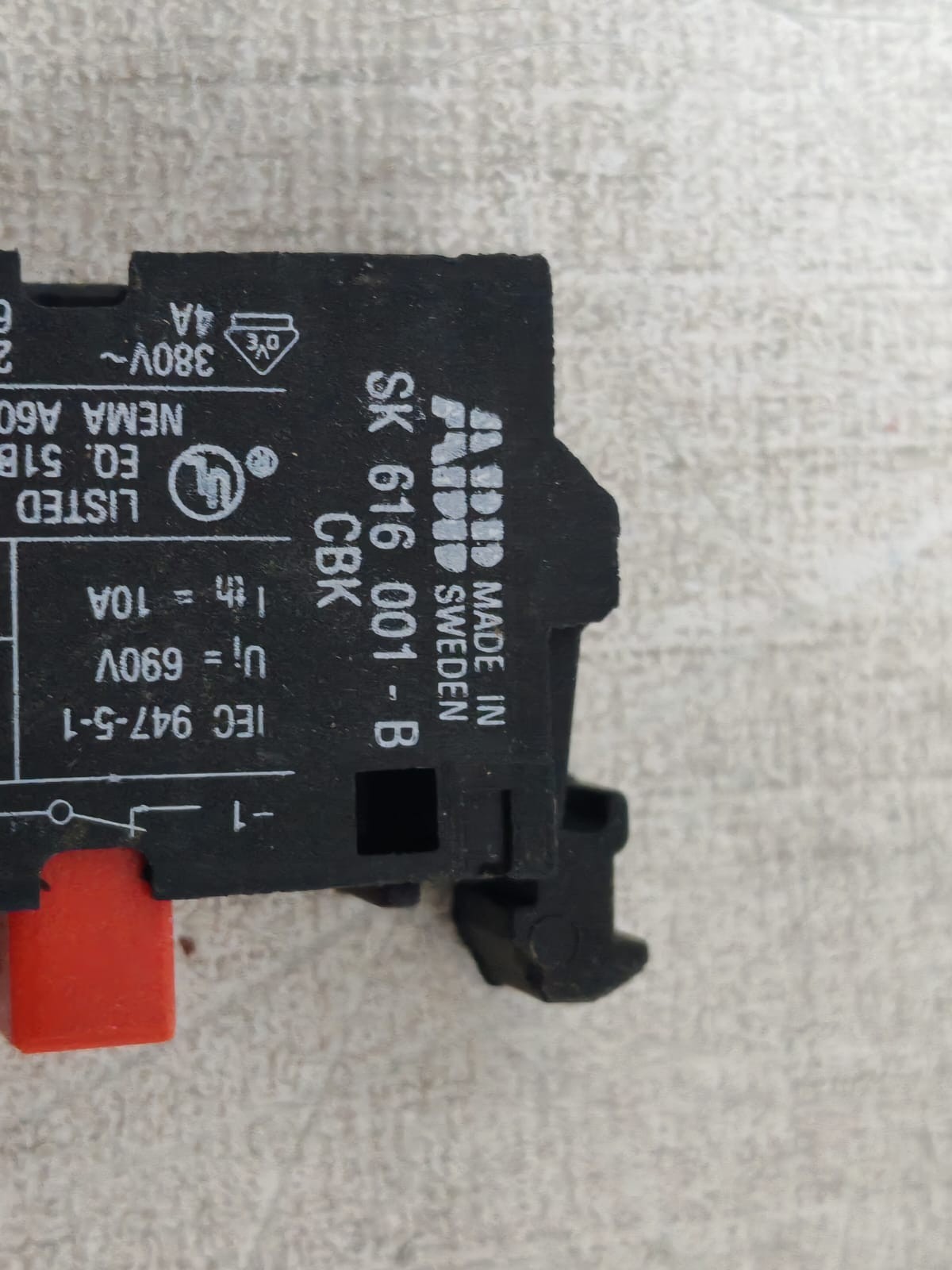ABB SK616001-B ABB CONTROL SK616001-B CONTACT BLOCK 6