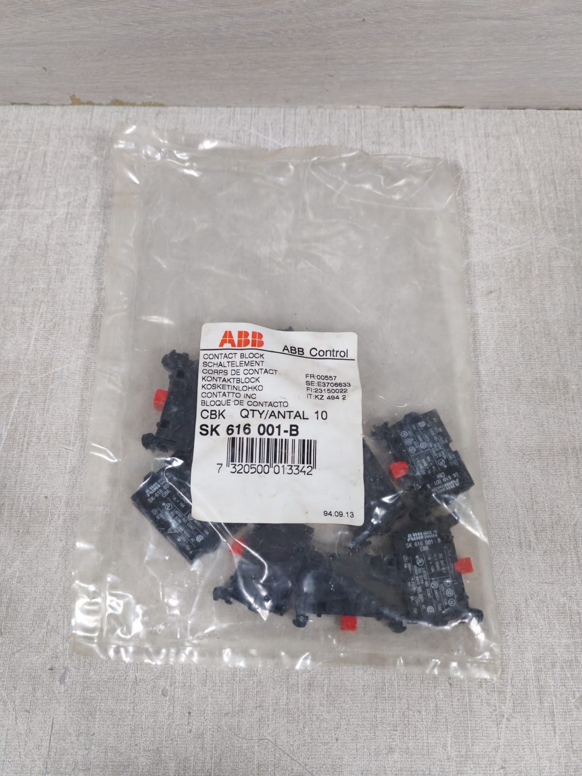 ABB CONTROL SK616001-B CONTACT BLOCK
