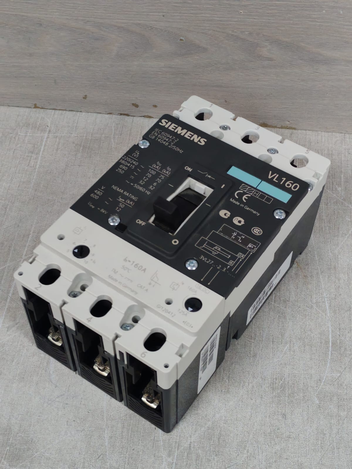 Siemens VL160 3VL2716-2AA36-0AA0 SIEMENS VL160/ VL160H 3VL2716-2AA36-0AA0 MOLDED CASE CIRCUIT BREAKER 5