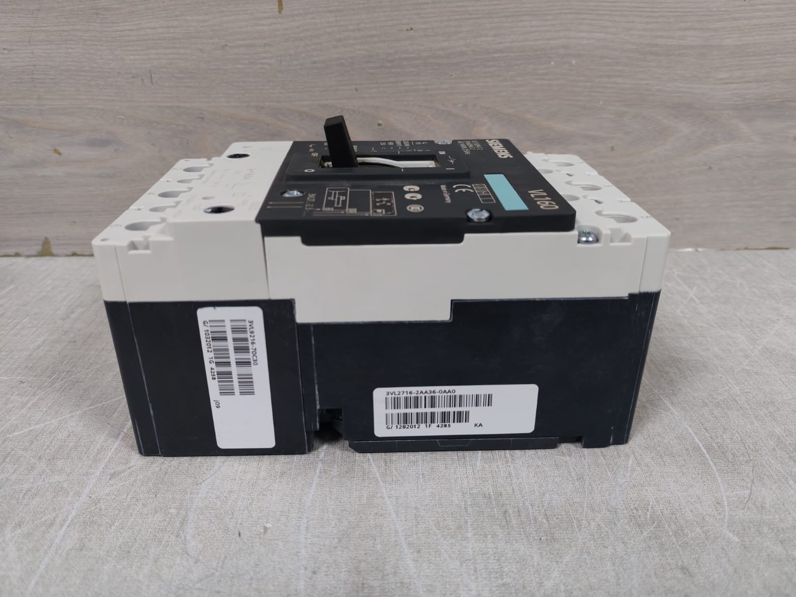 Siemens VL160 3VL2716-2AA36-0AA0 SIEMENS VL160/ VL160H 3VL2716-2AA36-0AA0 MOLDED CASE CIRCUIT BREAKER 10
