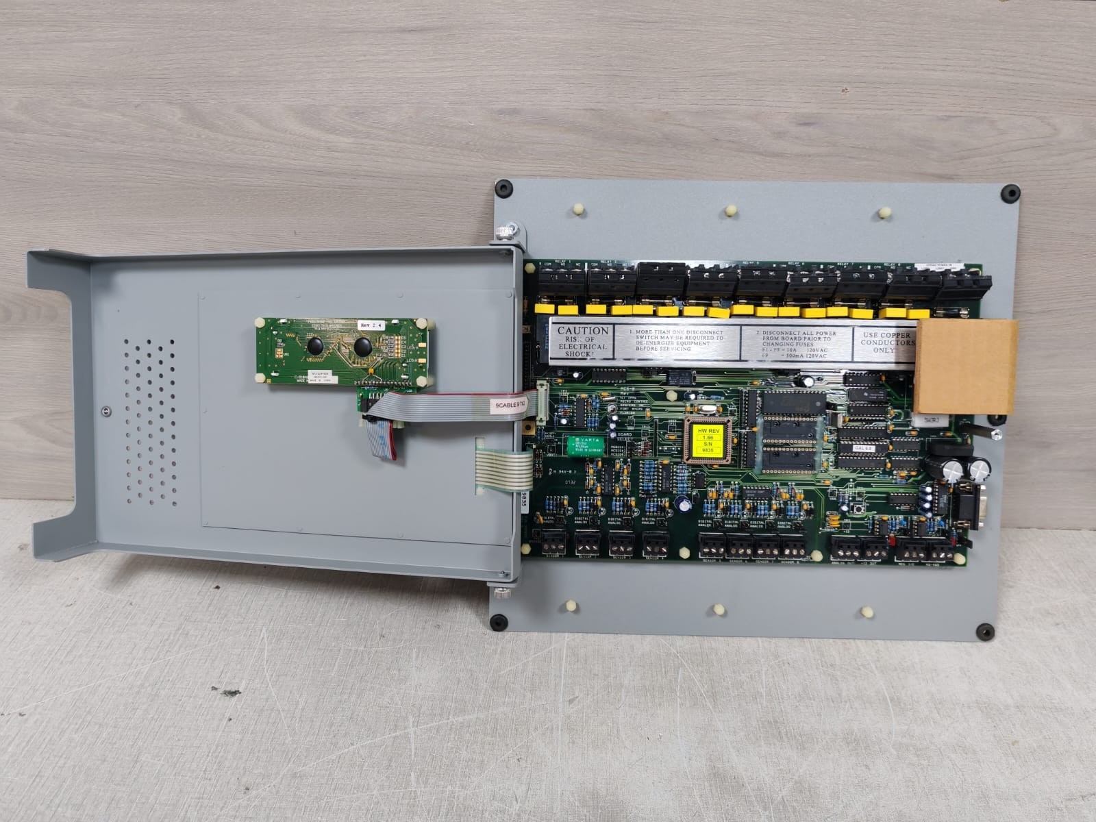 MICROCONTROL SYSTEMS MCS-8-P-BL-230 MICROCONTROL SYSTEMS MCS-8-P-BL-230 MICROCONTROLLER W/ KEYPAD & DISPLAY PANEL 2