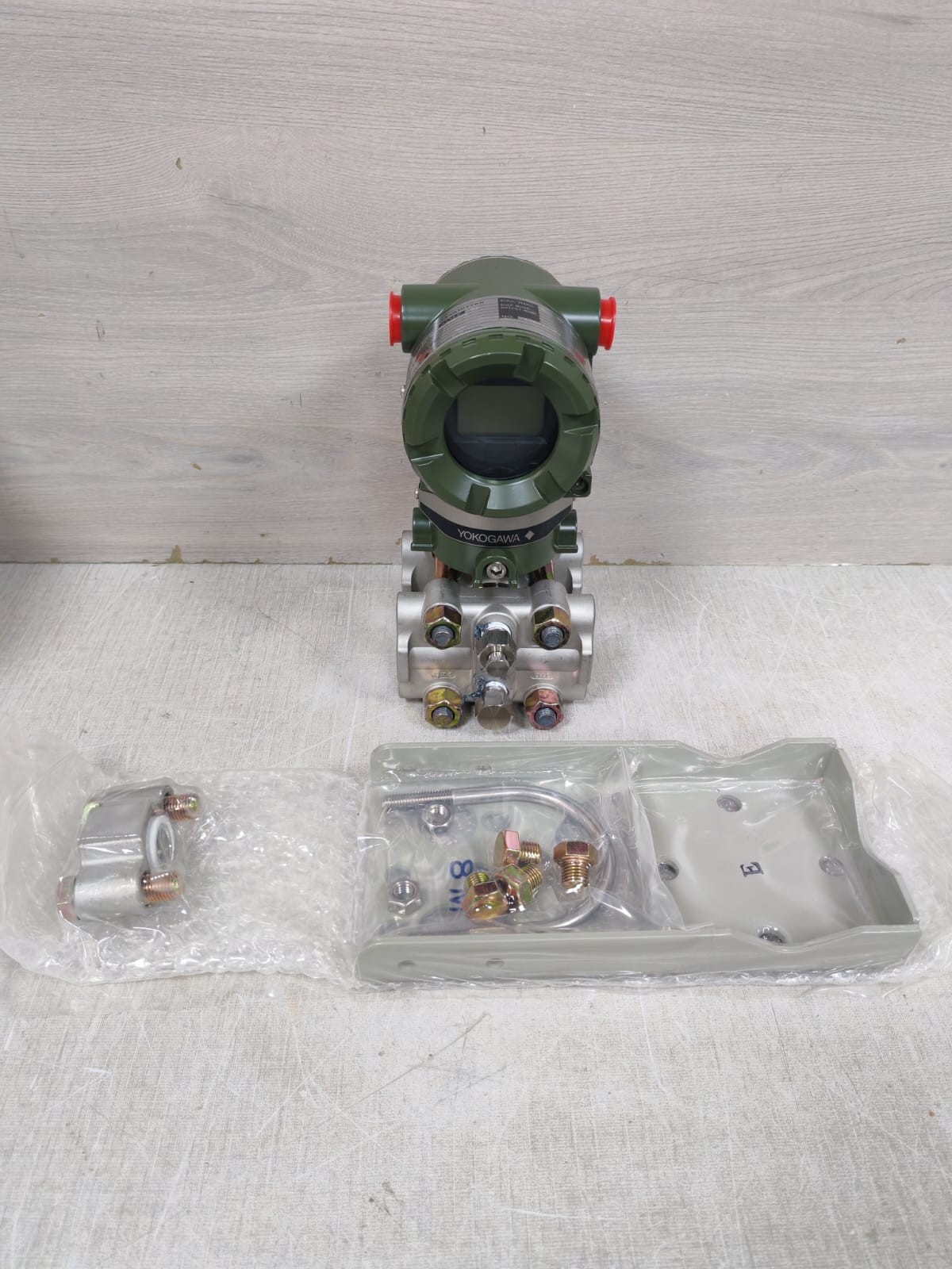YOKOGAWA EJA430A EAS4A-92DA/D3/X1 STYLE S1 YOKOGAWA EJA430A EAS4A-92DA/D3/X1 STYLE S1 DPHARP TRANSMITTER 24VDC 2