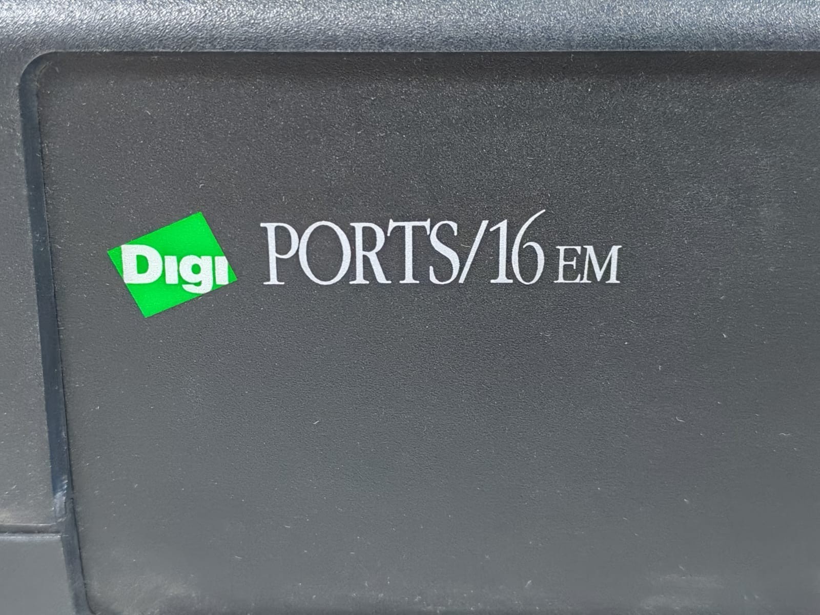 Digi (1P)50001078-02 B DIGI (1P)50001078-02 B DB25 NP PORTS/16 EM 3
