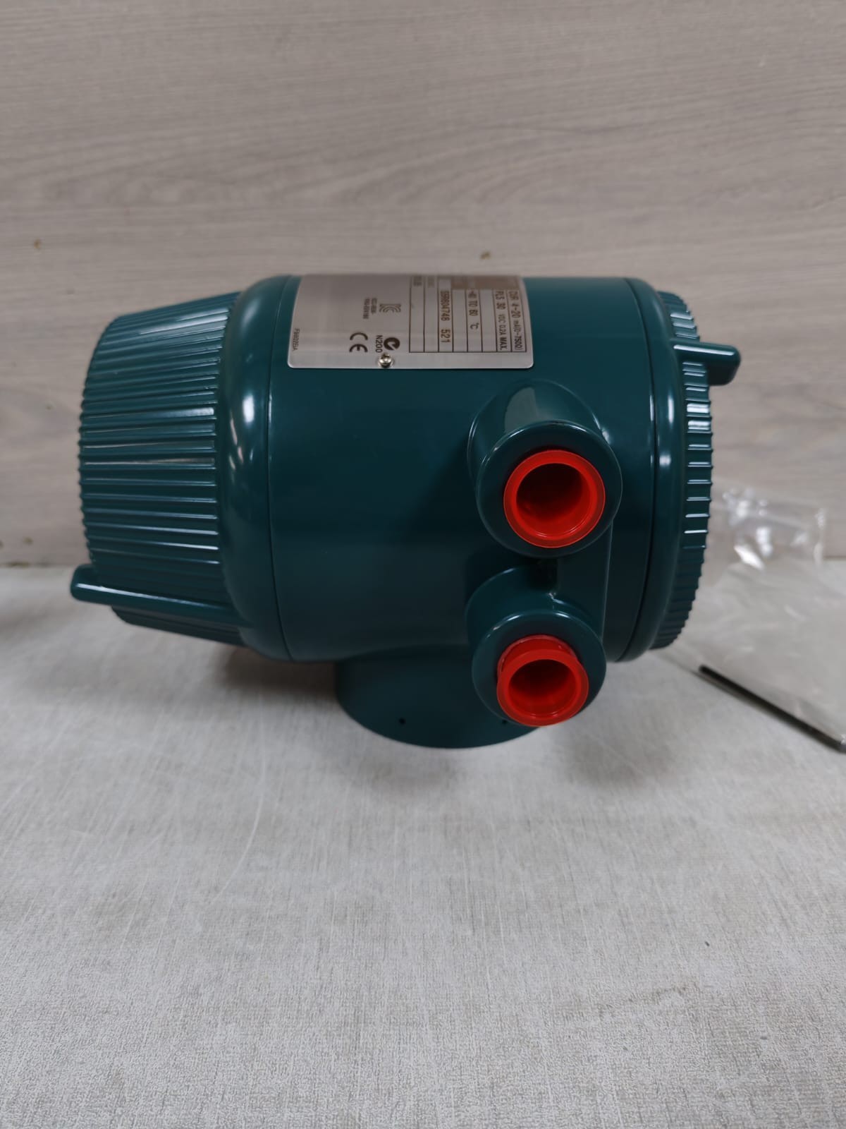 Yokogawa AXFA14G -E1-21 S1 YOKOGAWA AXFA14G -E1-21 S1 ADMAG AXF MAGNETIC FLOWMETER 100-120VDC 7