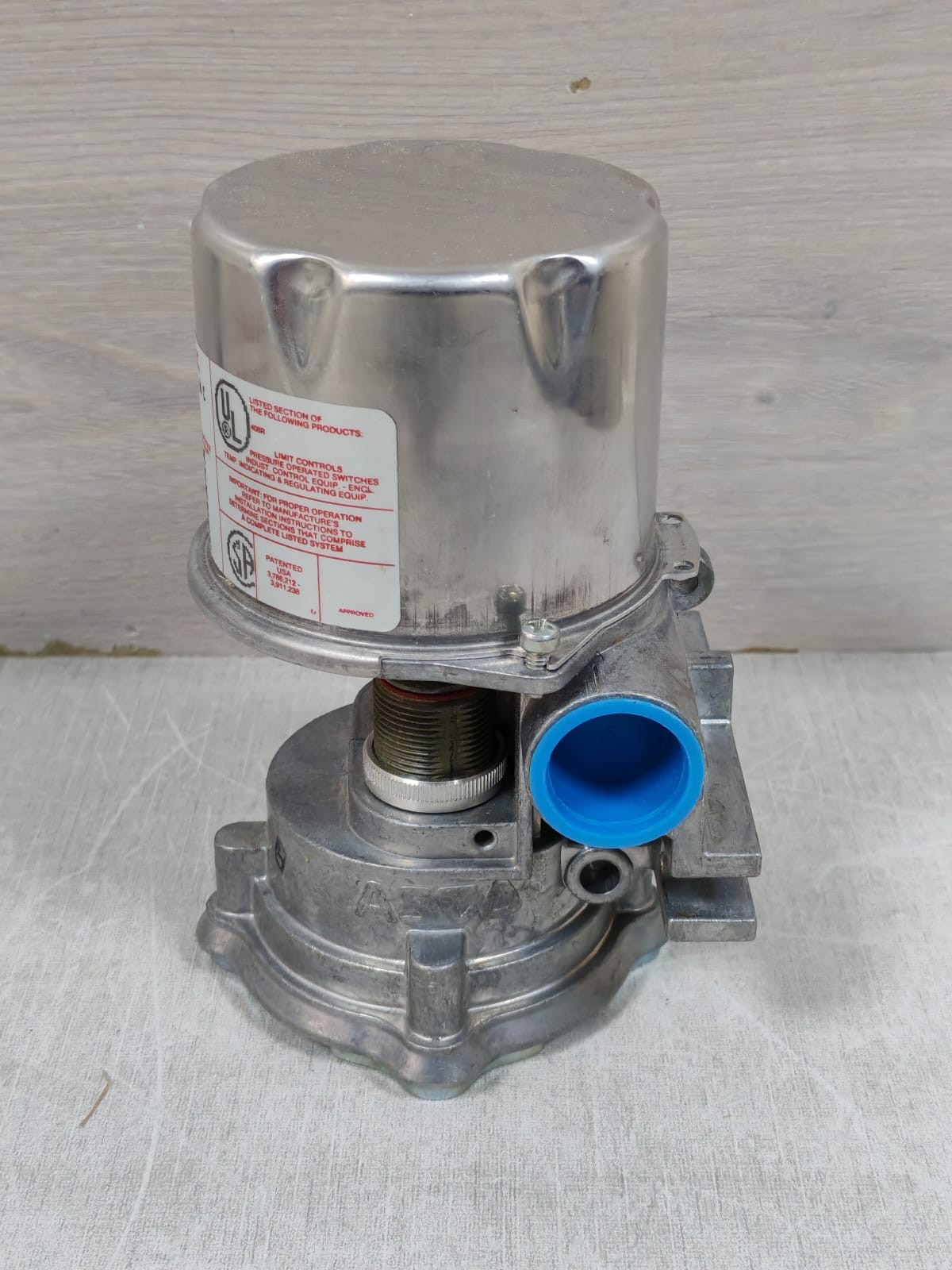 ASCO SB10D ASCO SB10D PRESSURE SWITCH 125-250VAC 5A 10