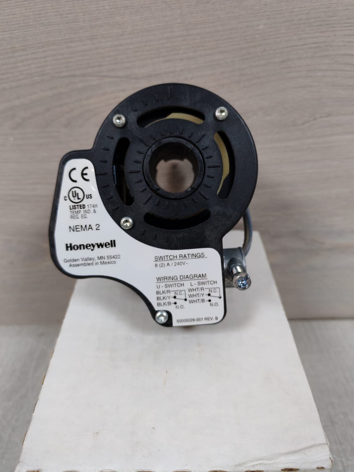 Honeywell 32003532-005 HONEYWELL 32003532-005 AUXILIARY SWITCH PACKAGE FOR HIGH VOLTAGE CIRCUIT 2