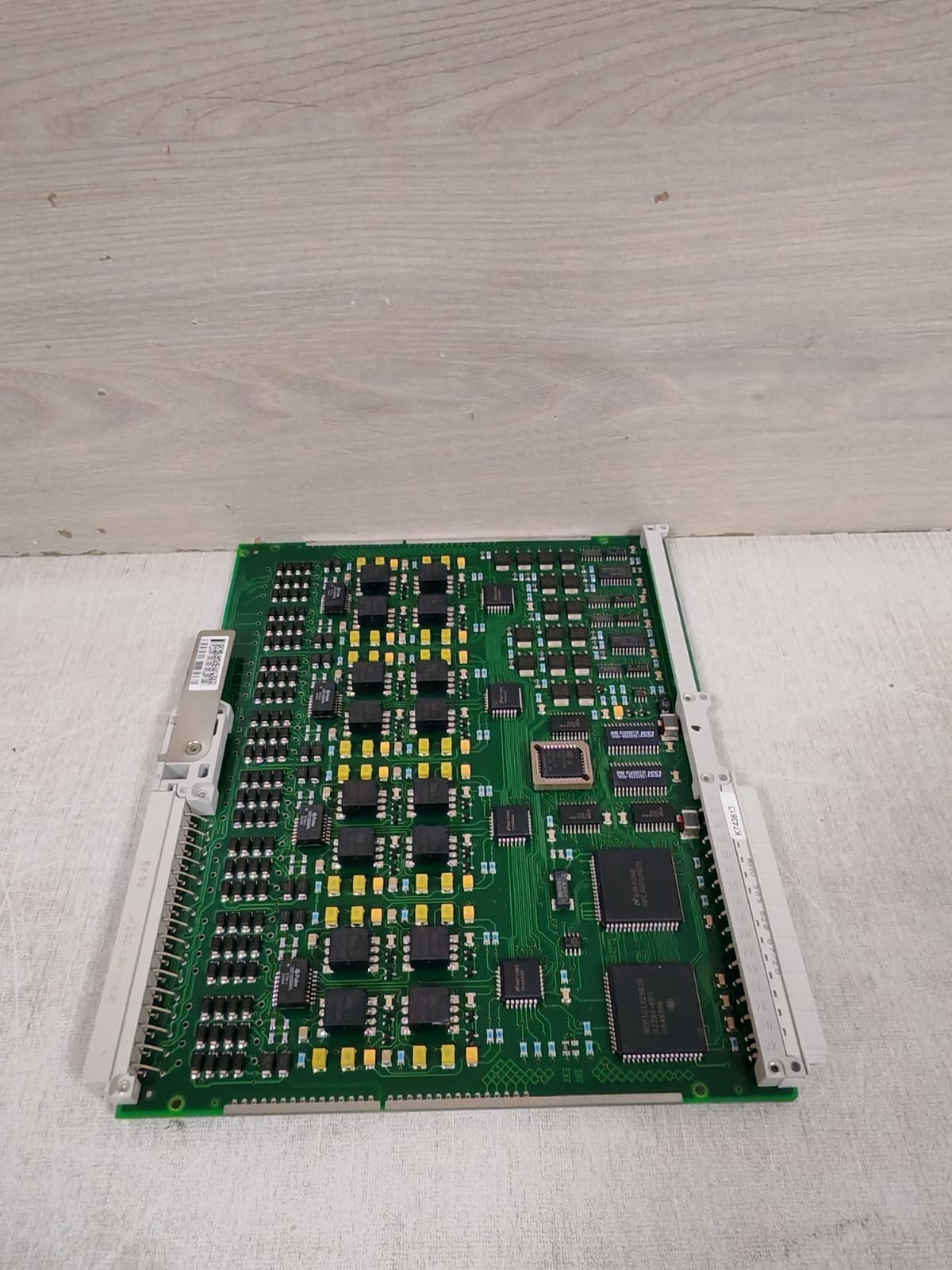 Ericsson ROF-137-5334 ERICSSON ROF 137 5334/3 R3B ELU28 CARD MODULE 4