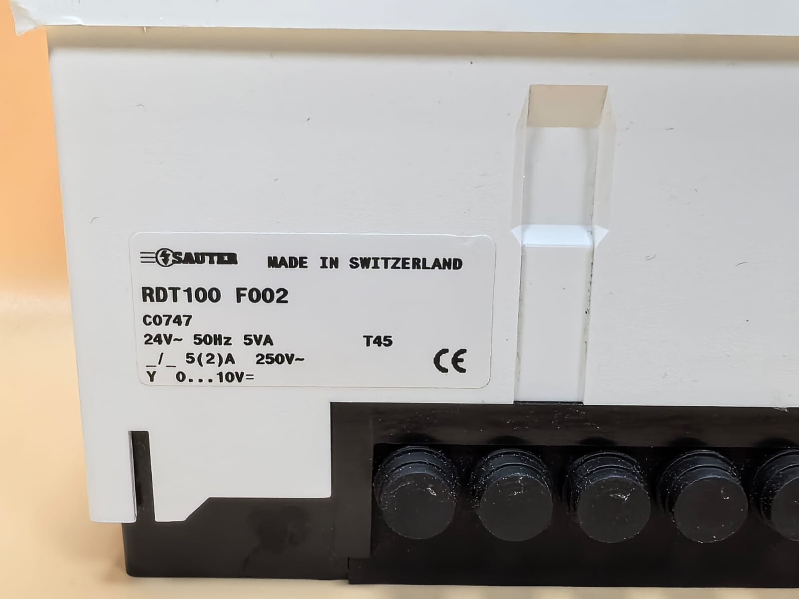 Sauter RDT100 SAUTER RDT100 F002 FLEXOTRON CONTROLLER 3