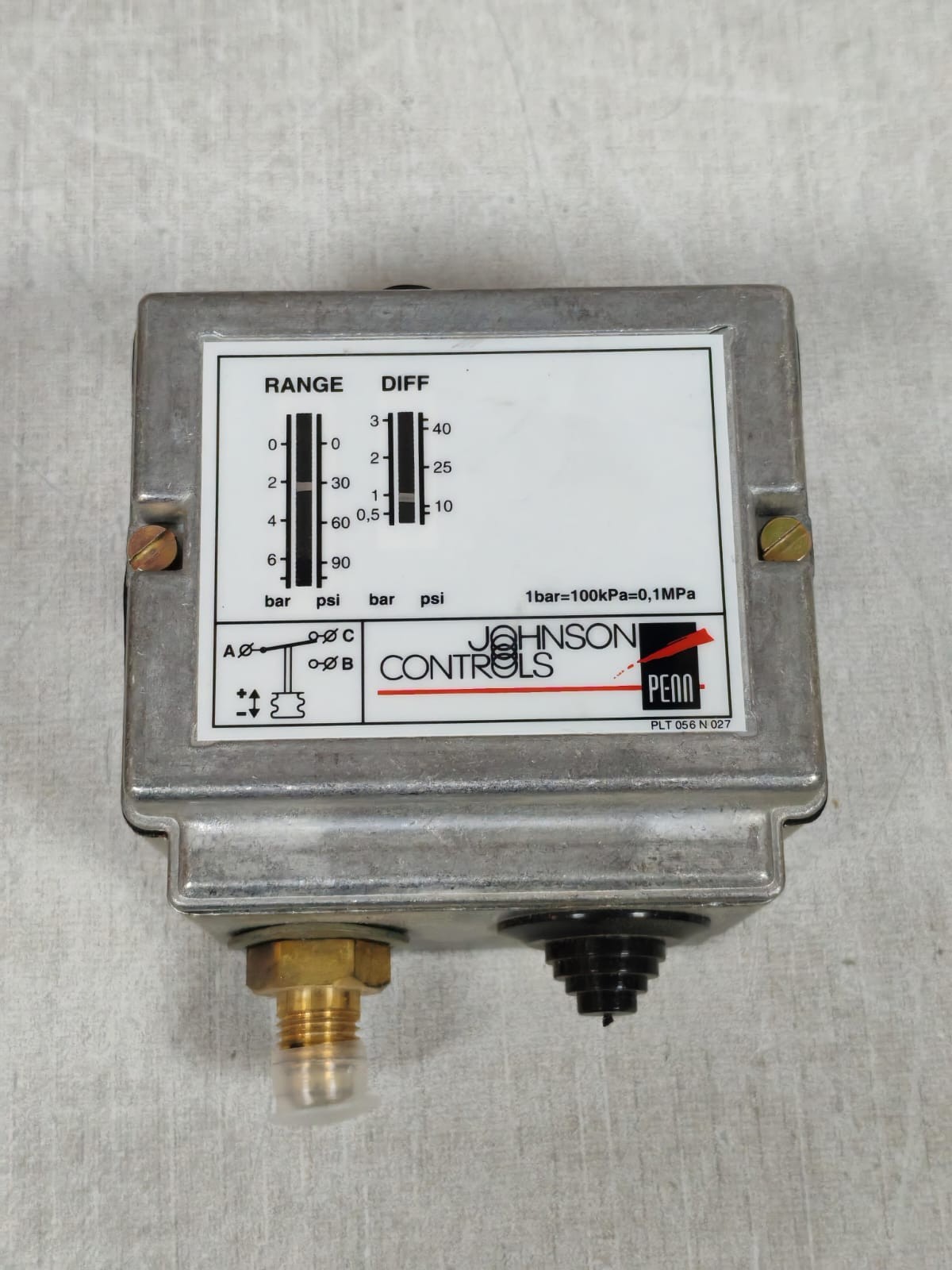 Johnson Controls P77AAA-9300 JOHNSON CONTROLS P77AAA-9300 PRESSURE CONTROL 2