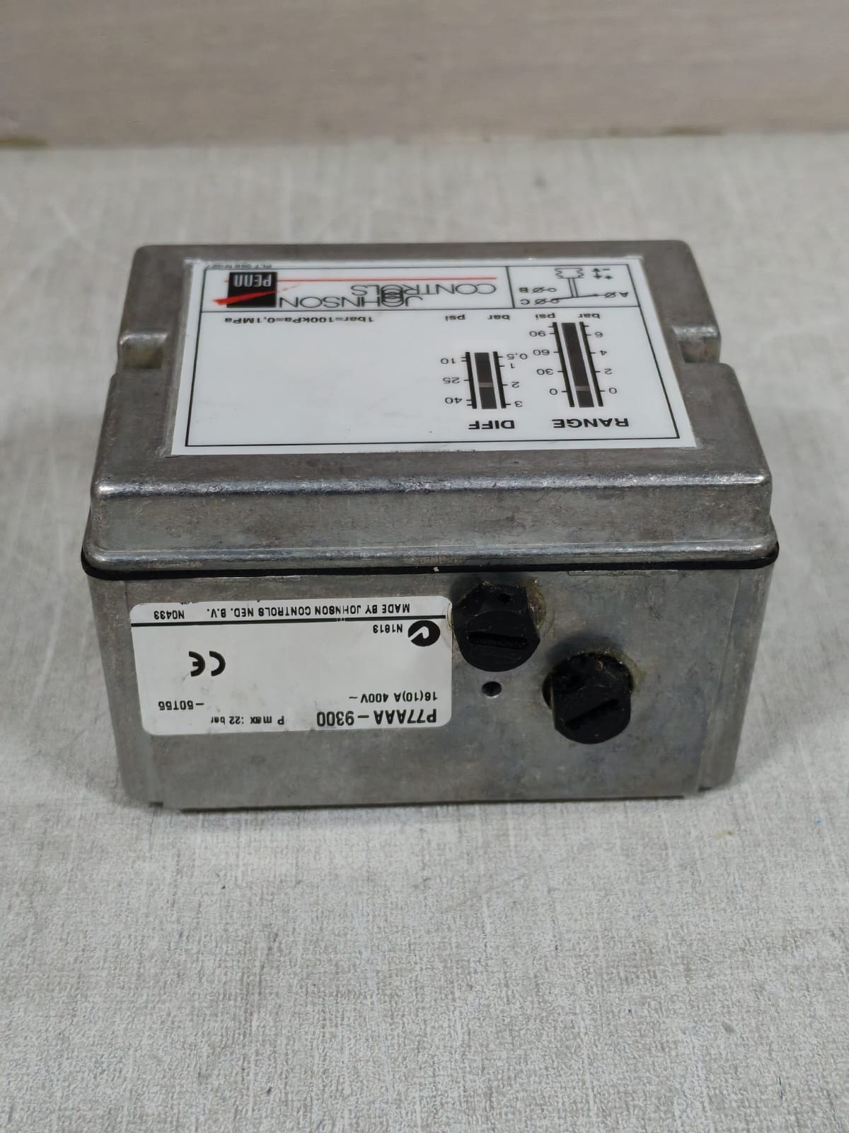 Johnson Controls P77AAA-9300 JOHNSON CONTROLS P77AAA-9300 PRESSURE CONTROL 9