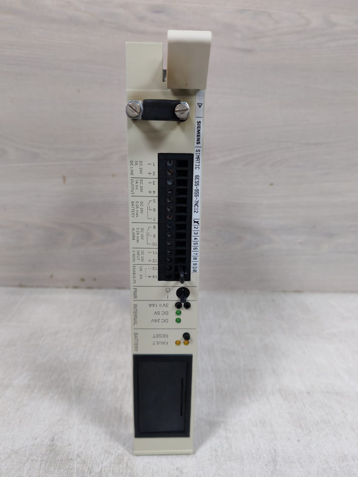 Siemens 6ES5-955-7NC12 SIEMENS SIMATIC S5 6ES5-955-7NC12 / 6ES5955-7NC12 POWER SUPPLY MODULE 9