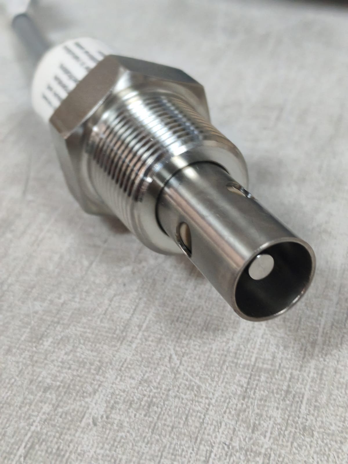 ROSEMOUNT ANALYTICAL 400-12-50 ROSEMOUNT ANALYTICAL 0400-12-5 P/N:400-12-50 ENDURANCE CONDUCTIVITY SENSOR 6