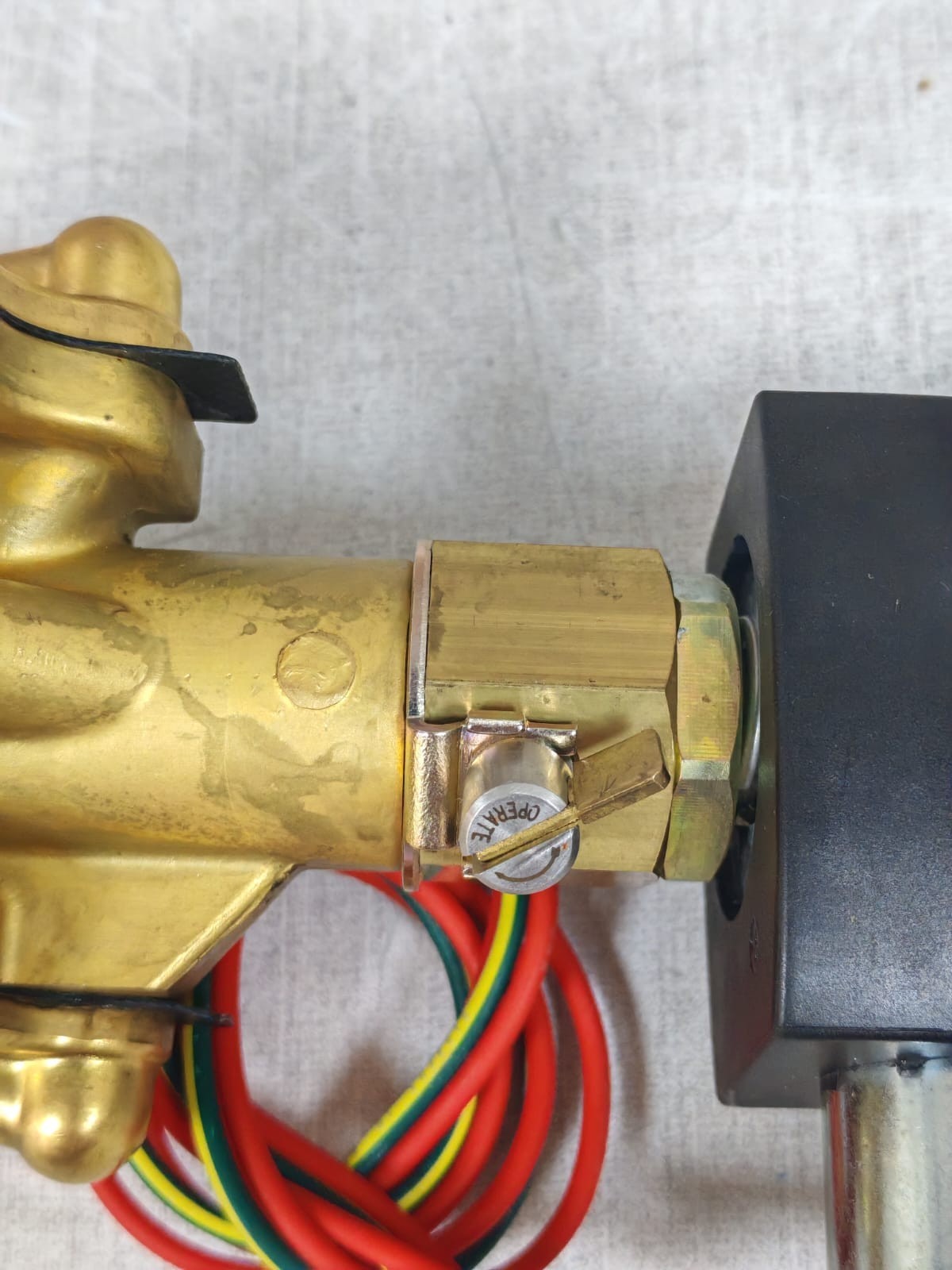 ASCO RED-HAT EF8003G2 / EF8316G046MO ASCO RED-HAT EF8003G2 / EF8316G046MO 22.6W SOLENOID VALVE 10
