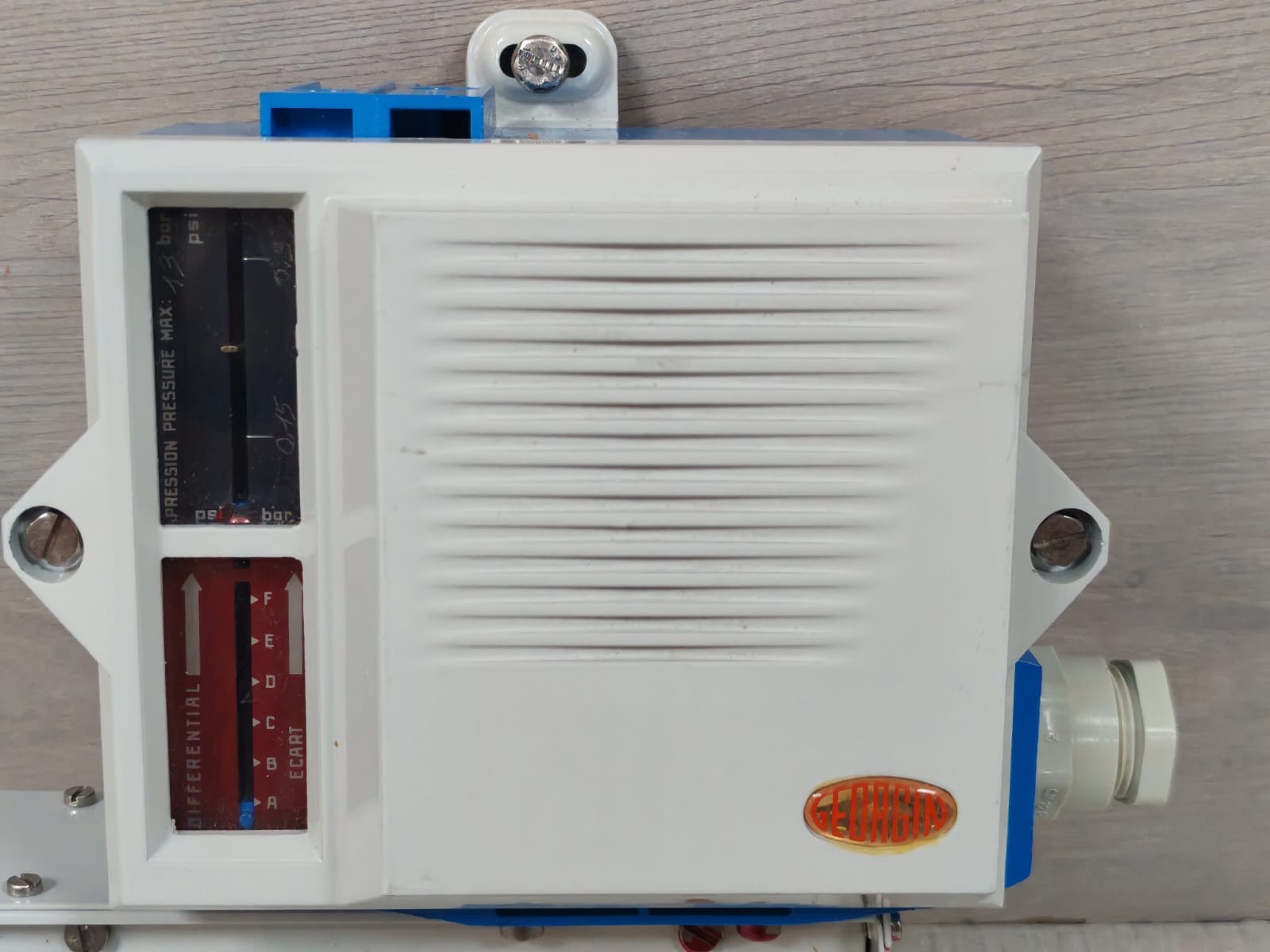 GEORGIN DPB16P10 / OPD16BJSA0000 GEORGIN DPB16P10 / OPD16BJSA0000 PRESSURE SWITCH 0.150A 13 BAR 4