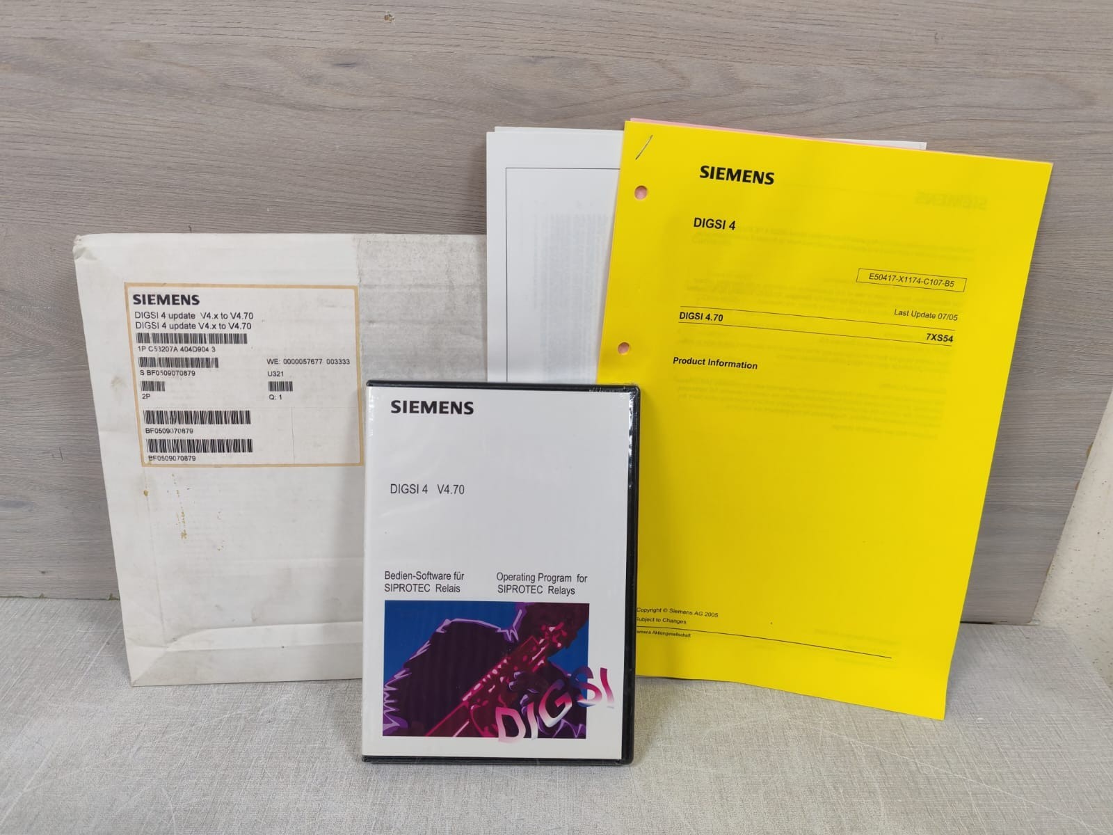 SIEMENS DIGSI 4 V4.70 1PC53207A 404D904 3 OPERATING PROGRAM FOR SIPROTEC RELAYS