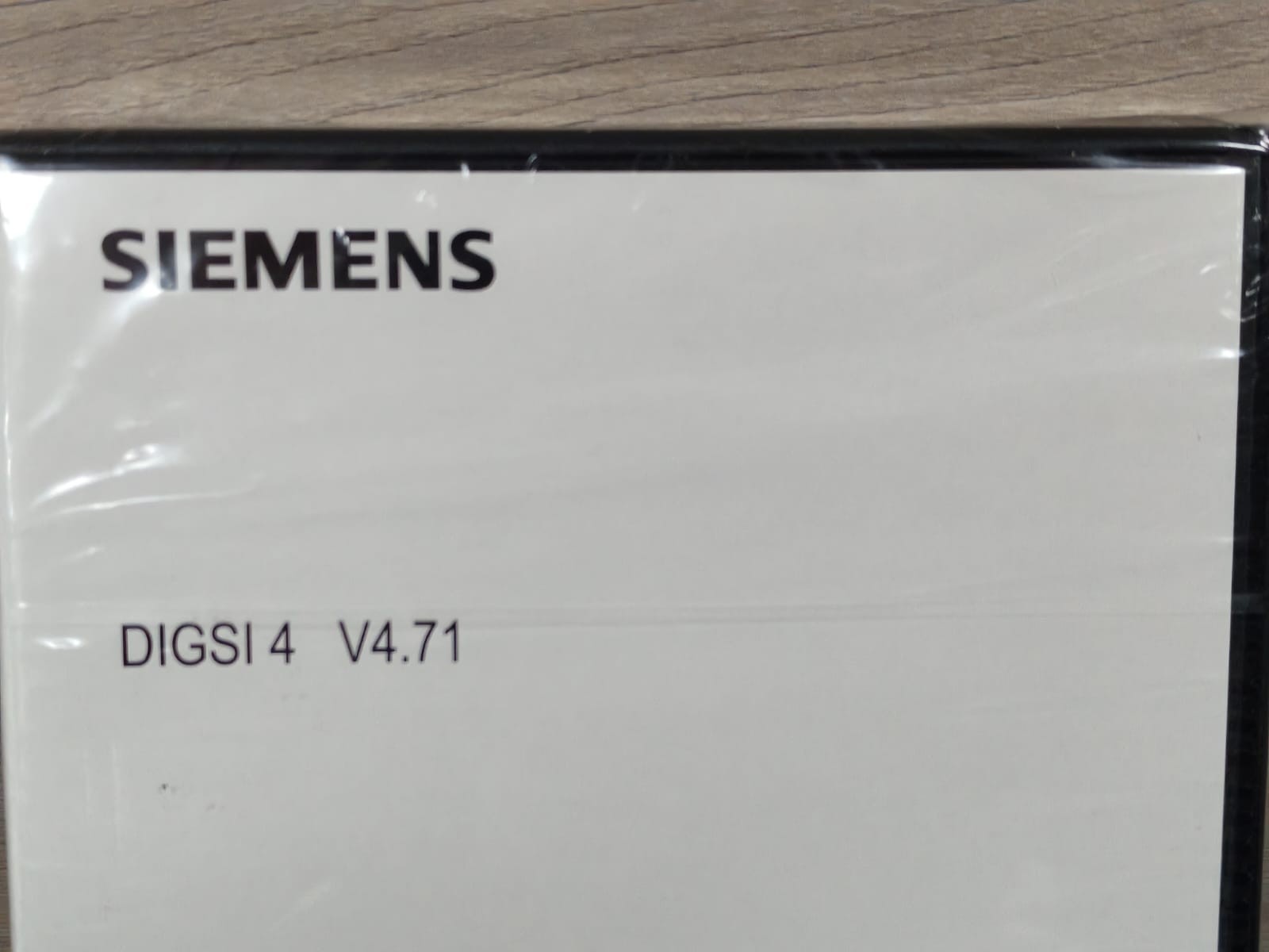 Siemens 7XS5400-0AA00 SIEMENS DIGSI4 V4.71 7XS5400-0AA00 BASIS CD-VERSION OPERATIING PROG.FOR SIPROTEC 3