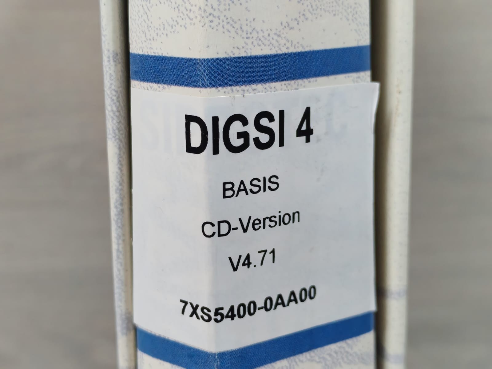 Siemens 7XS5400-0AA00 SIEMENS DIGSI4 V4.71 7XS5400-0AA00 BASIS CD-VERSION OPERATIING PROG.FOR SIPROTEC 7