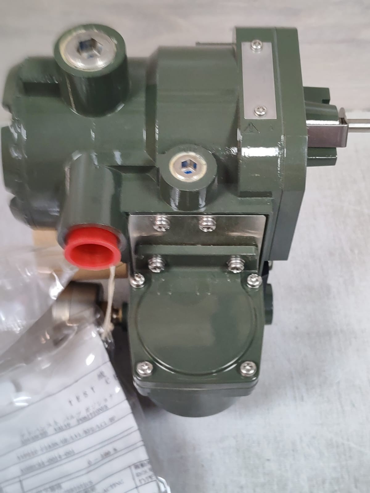 YOKOGAWA YVP110 / 91H609711 824 YOKOGAWA YVP110 91H609711 824 F1A3N/GE/LV1/KF2/LC1/BP VALVE POSITIONER 10