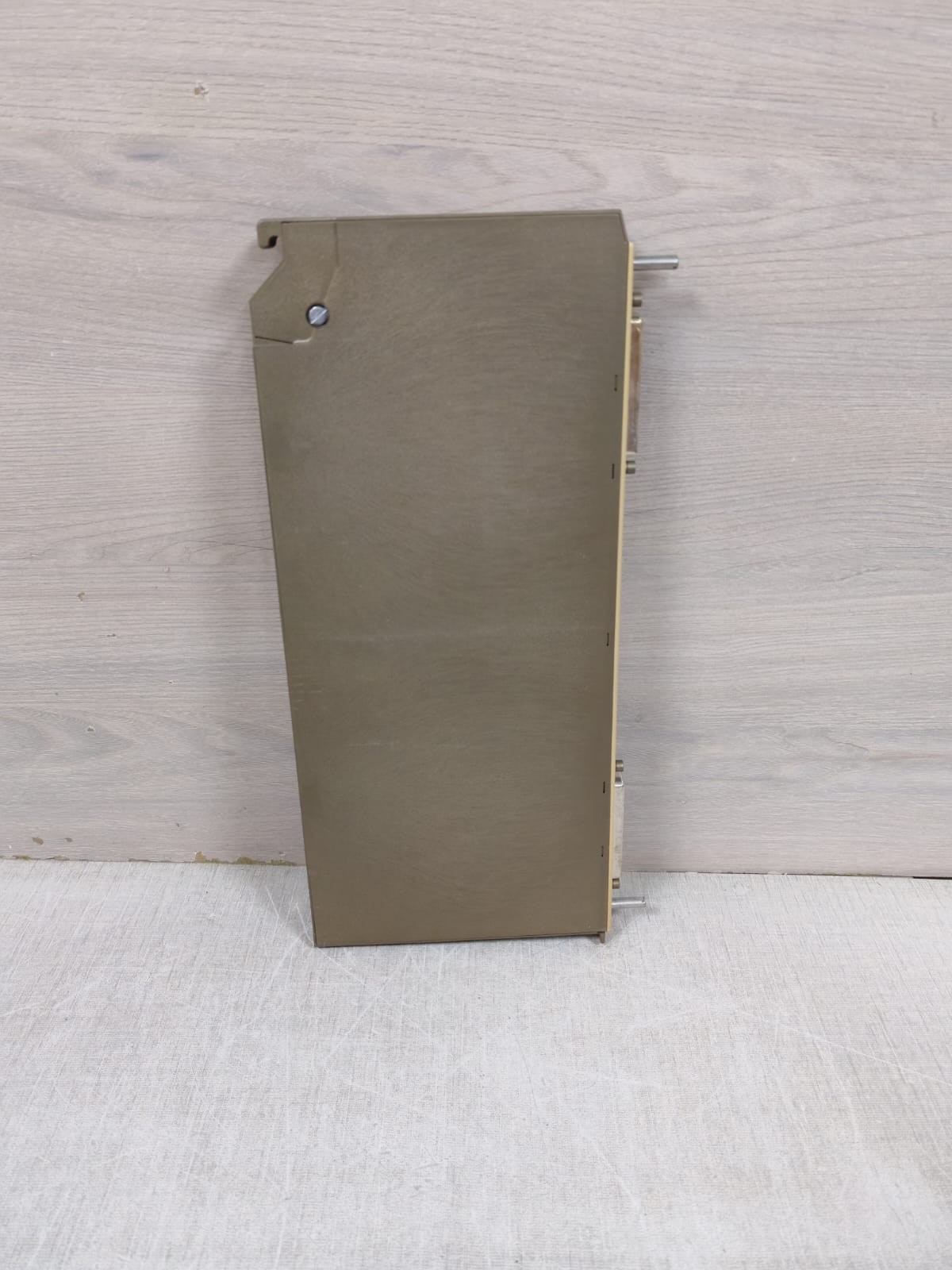 Siemens 6ES5 306-7LA11 SIEMENS SIMATIC S5 6ES5 306-7LA11 INTERFACE MODULE E-STAND: 05 5