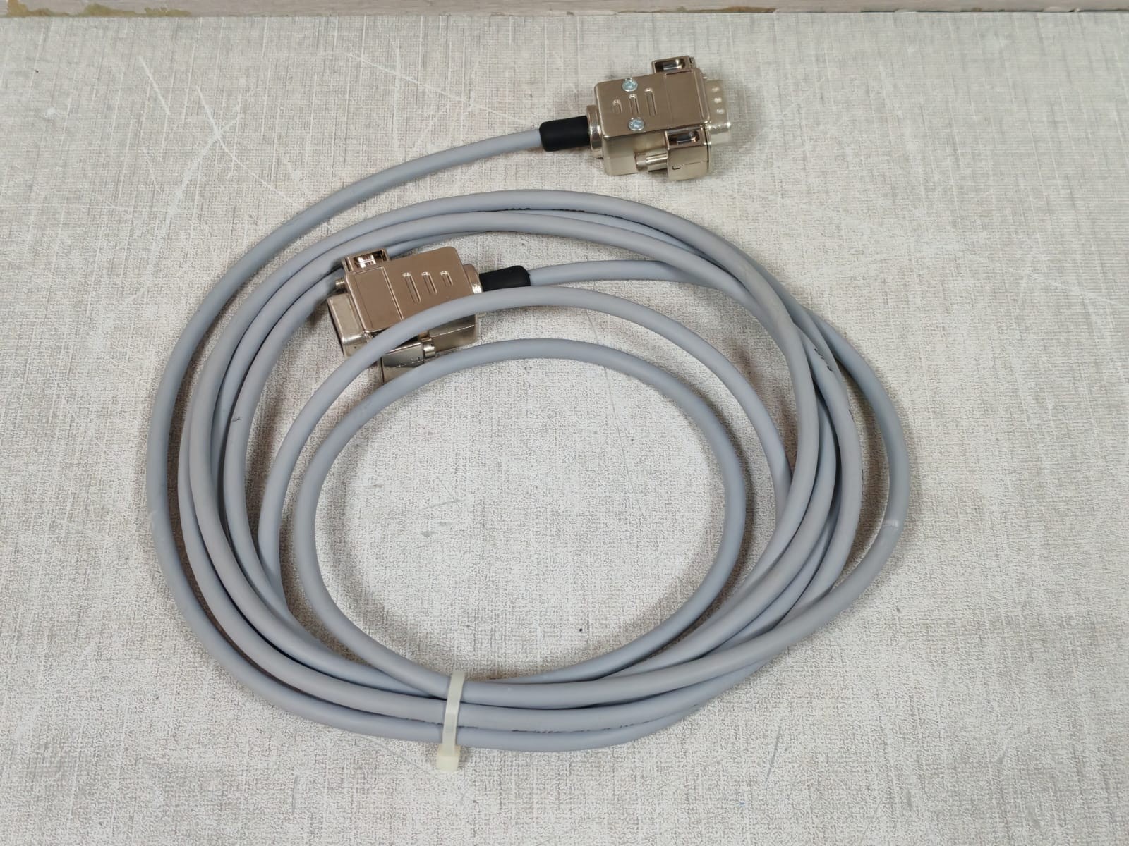 Siemens C73195-A100-B44-3B-7406/7XV5100-4/BB SIEMENS 7XV5100-4 C73195-A100-B44-3B-7406/7XV5100-4/BB PC SCHUTZ CABLE 9