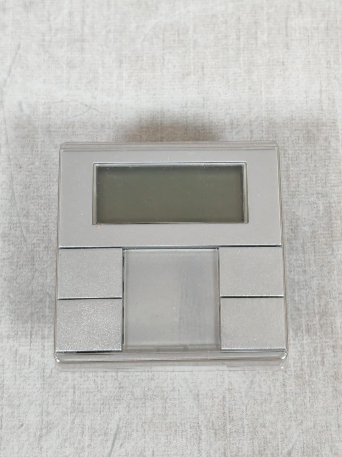 Schneider Electric MTN6212-0460 SCHNEIDER ELECTRIC MTN6212-0460 KNX PUSH-BUTTON 2 GANG W/ ROOM TEMP.CONTROL UNIT 6