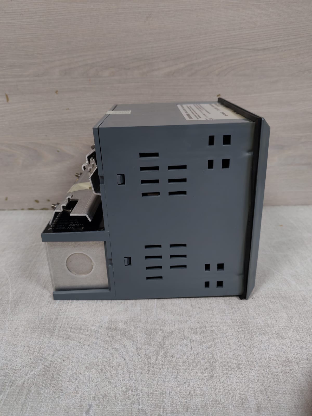 MICRO MOTION FMS2NA1CA MICRO MOTION FMS-3 FMS2NA1CA FLOW MONITORING SYSTEM 220/230VAC 8