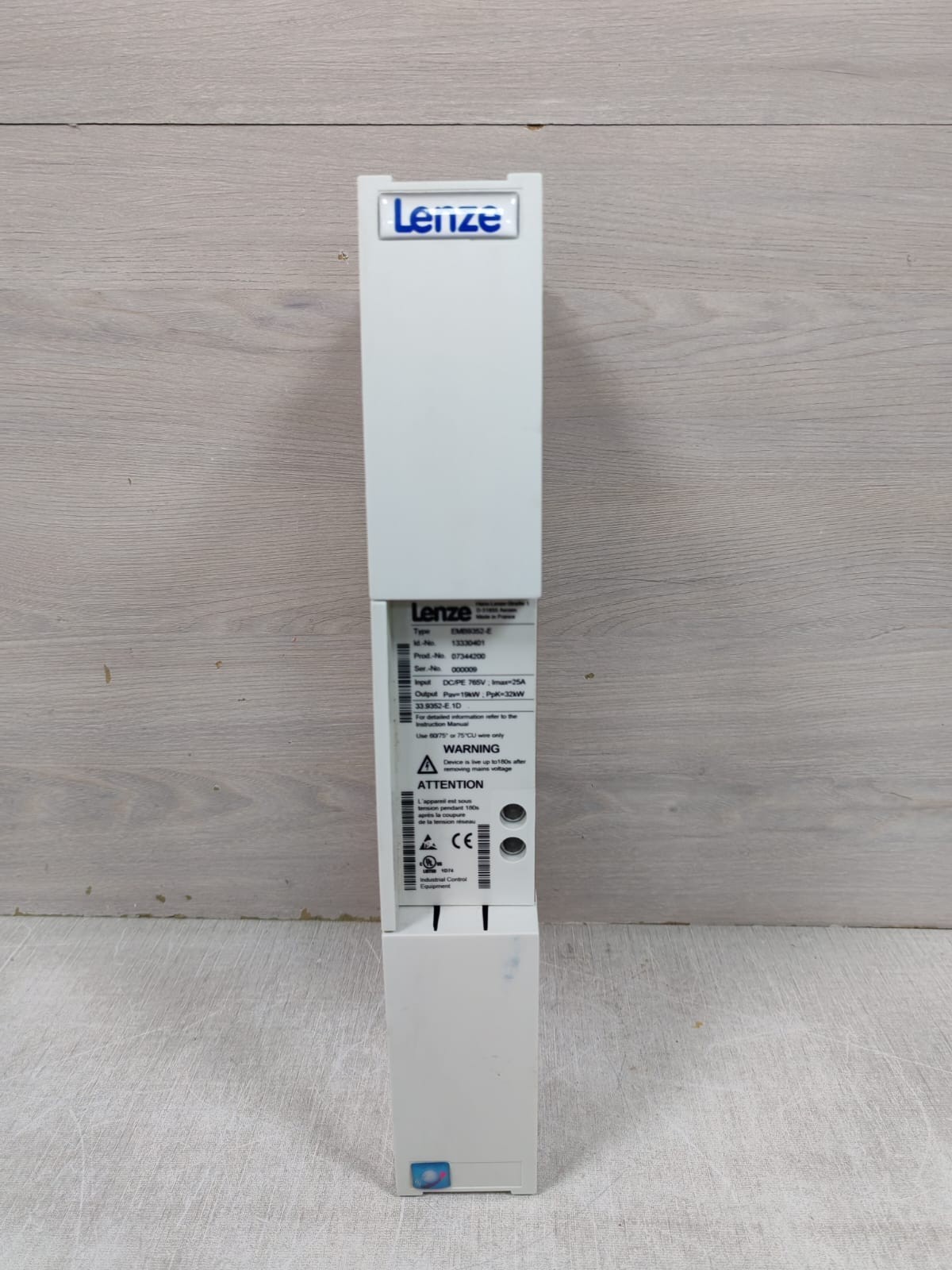Lenze EMB9352-E LENZE EMB9352-E SERIES BRAKE UNIT 765V 2