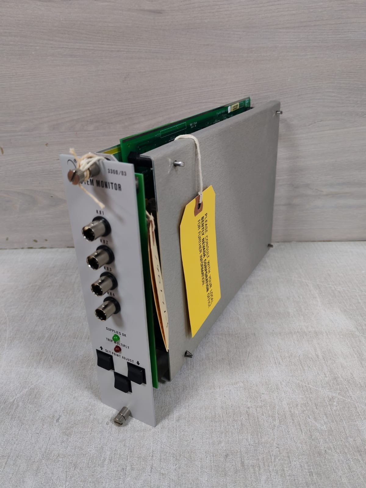 Bently Nevada 3300/03 3300/03-01-01 BENTLY NEVADA 3300/03 3300/03-01-01 SYSTEM MONITOR INTERFACE MODULE 4