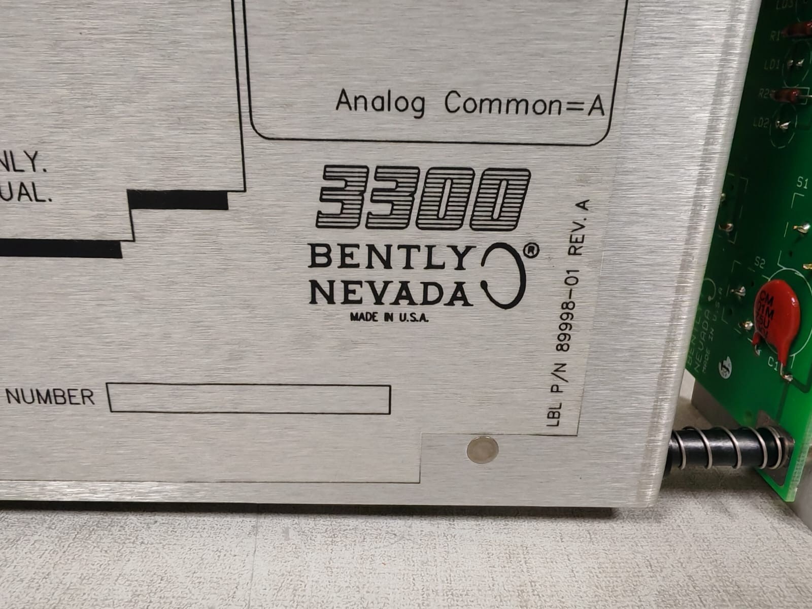 Bently Nevada 3300/03 3300/03-01-01 BENTLY NEVADA 3300/03 3300/03-01-01 SYSTEM MONITOR INTERFACE MODULE 7