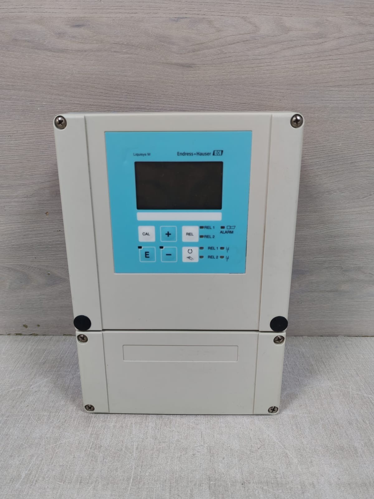 ENDRESS+HAUSER CLM253-CD0010 ENDRESS+HAUSER LIQUISYS-M CLM253-CD0010 CONDUCTIVITY METER 230VAC 2