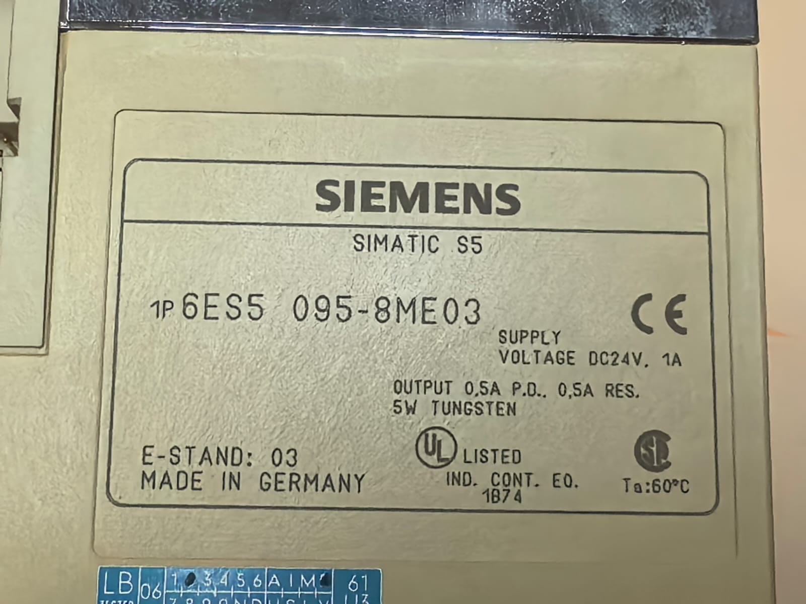 Siemens 6ES5 095-8ME03 SIEMENS 6ES5 095-8ME03 SIMATIC S5 PROGRAMMABLE CONTROLLER 4